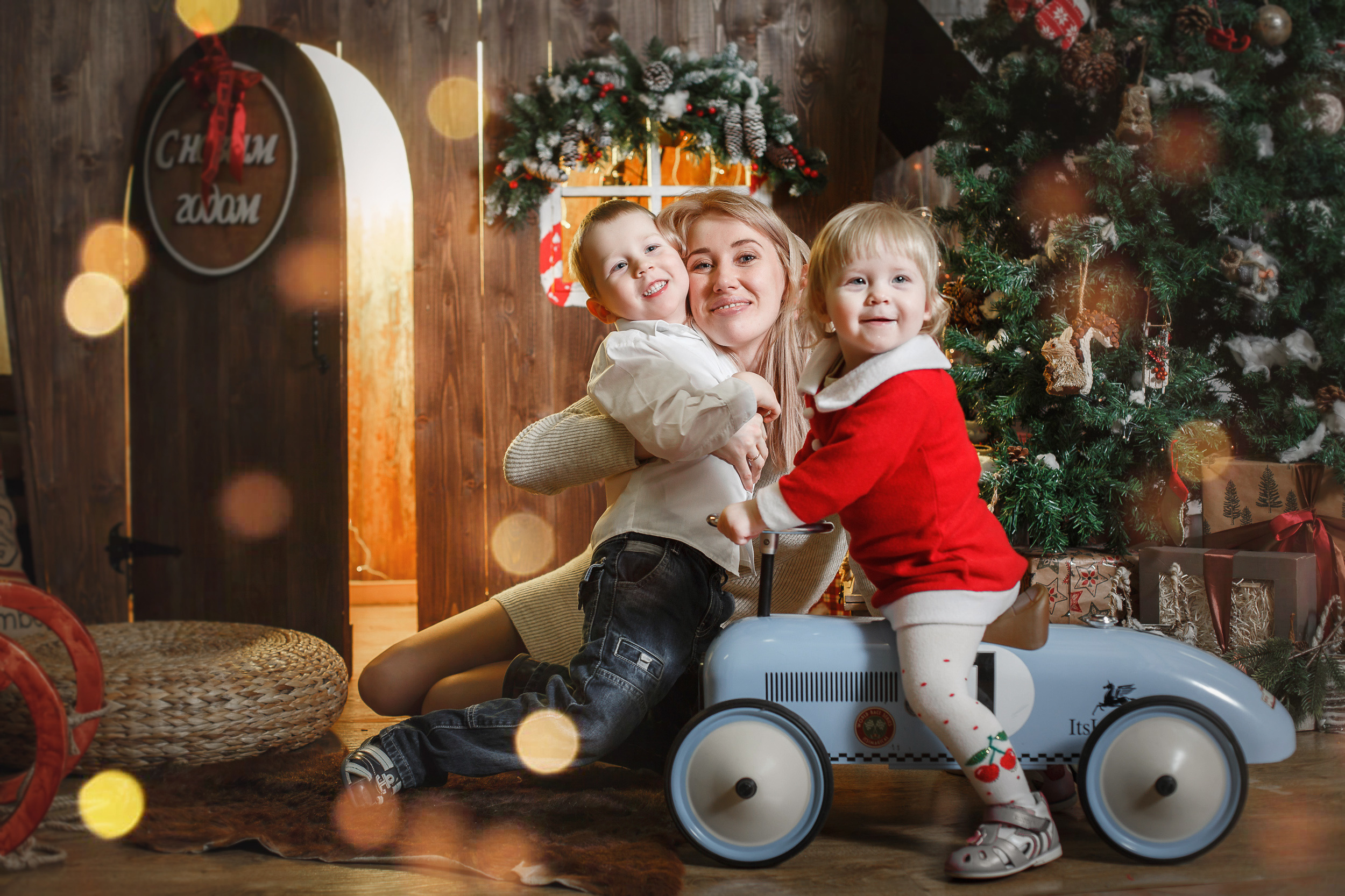 Семейная фотосессия в Ивантеевке зал Монреаль