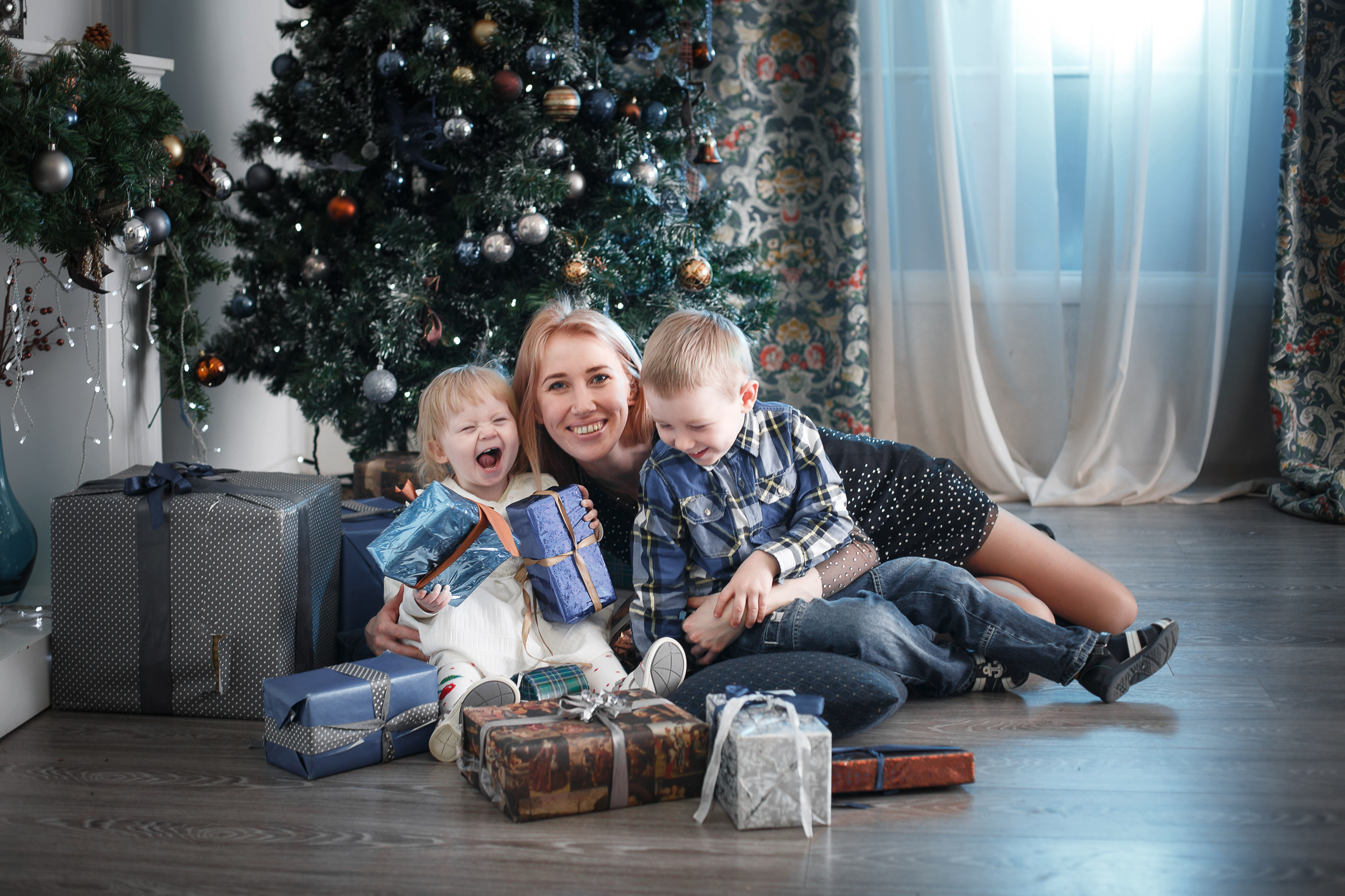 Семейная фотосессия в Ивантеевке зал Монреаль