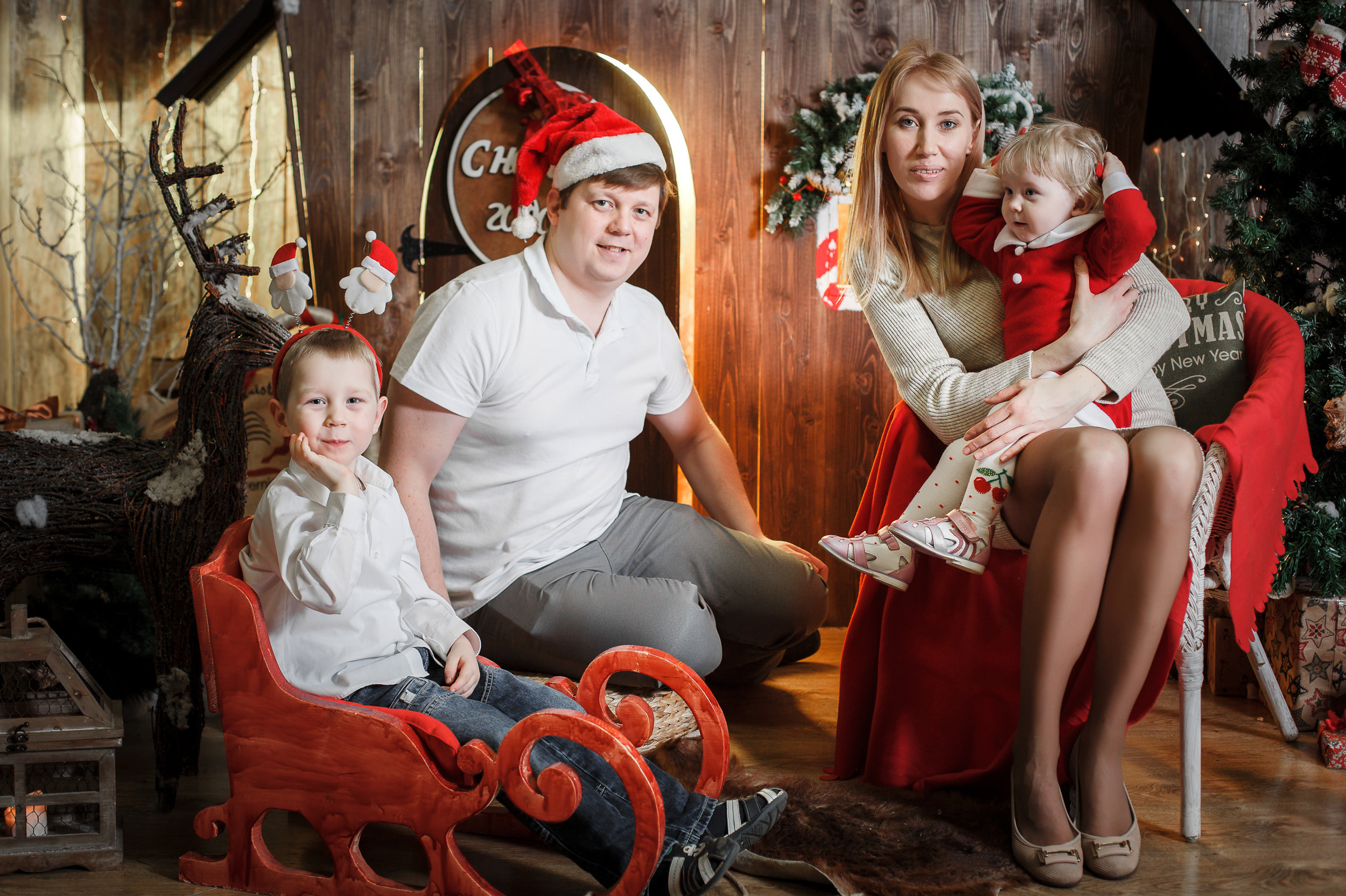 Семейная фотосессия в Ивантеевке зал Монреаль