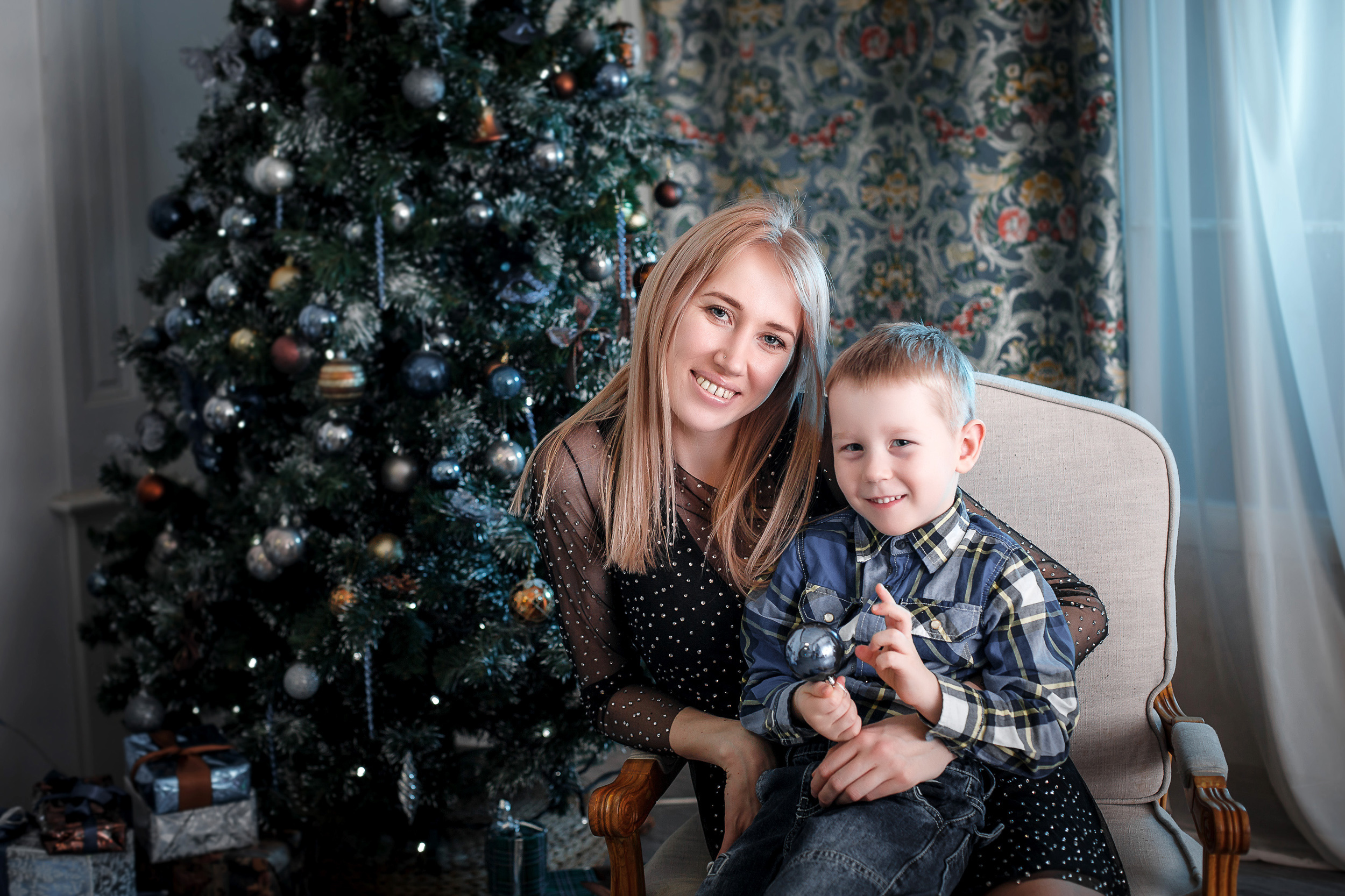 Семейная фотосессия в Ивантеевке зал Монреаль