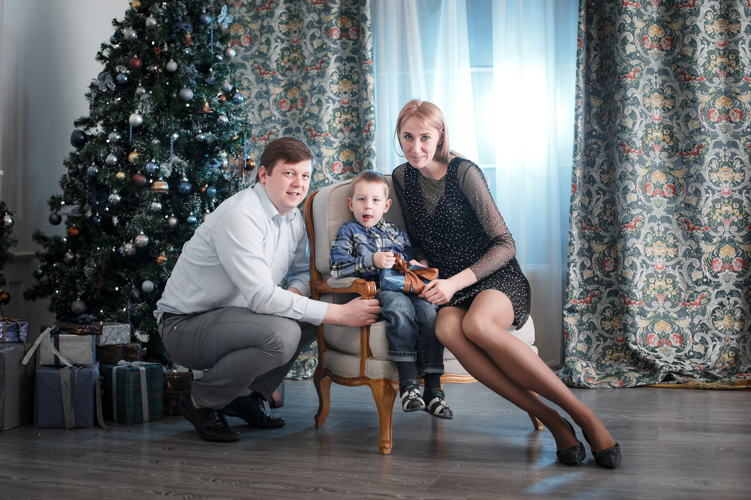 Семейная фотосессия в Ивантеевке зал Монреаль