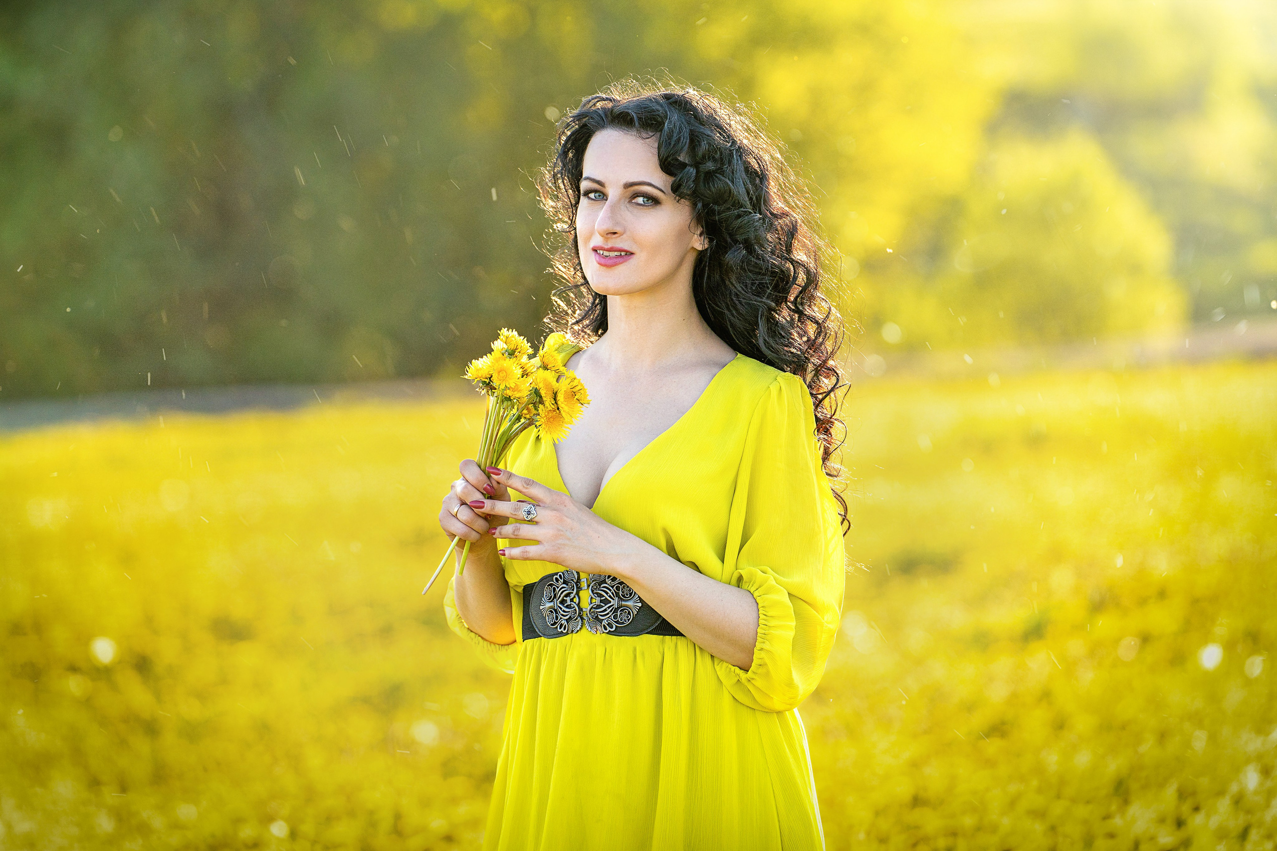 Одуванчиковое поле. Фотограф Дарья Соколовская