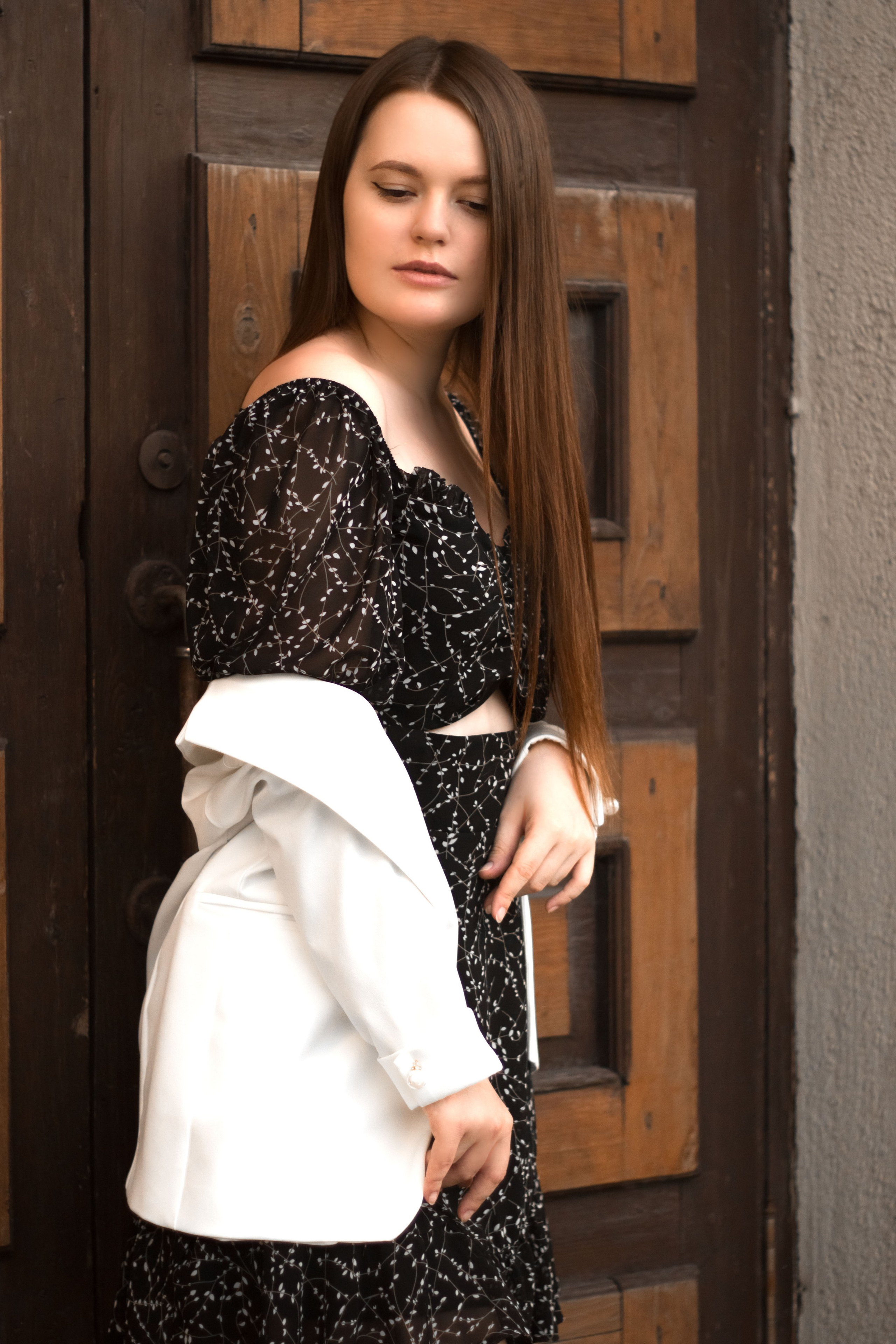 Мария (Фотосессия прогулка по городу). Женский фотограф в Орске Новотроицке Динара Долганова