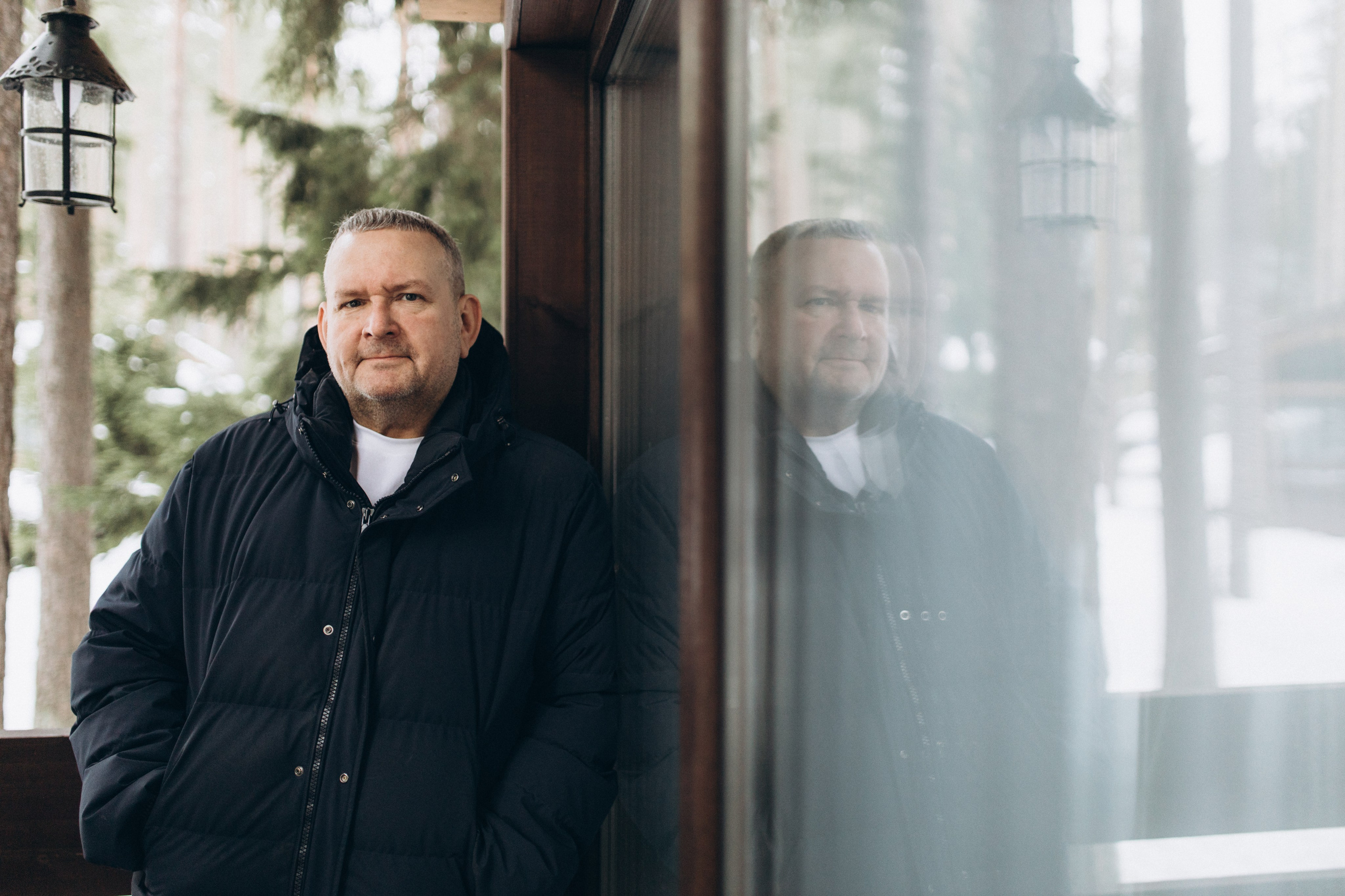 Коттедж и лес. Фотосервис курорта «Охта Парк­­­»