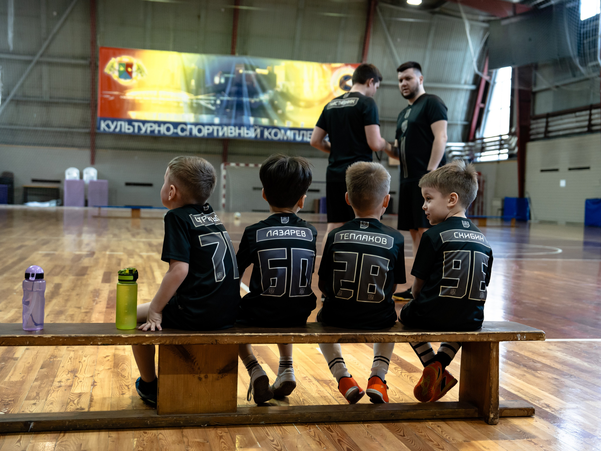 Тики-Така Противостояние 2025. Крамер Юлиана детский и семейный фотограф