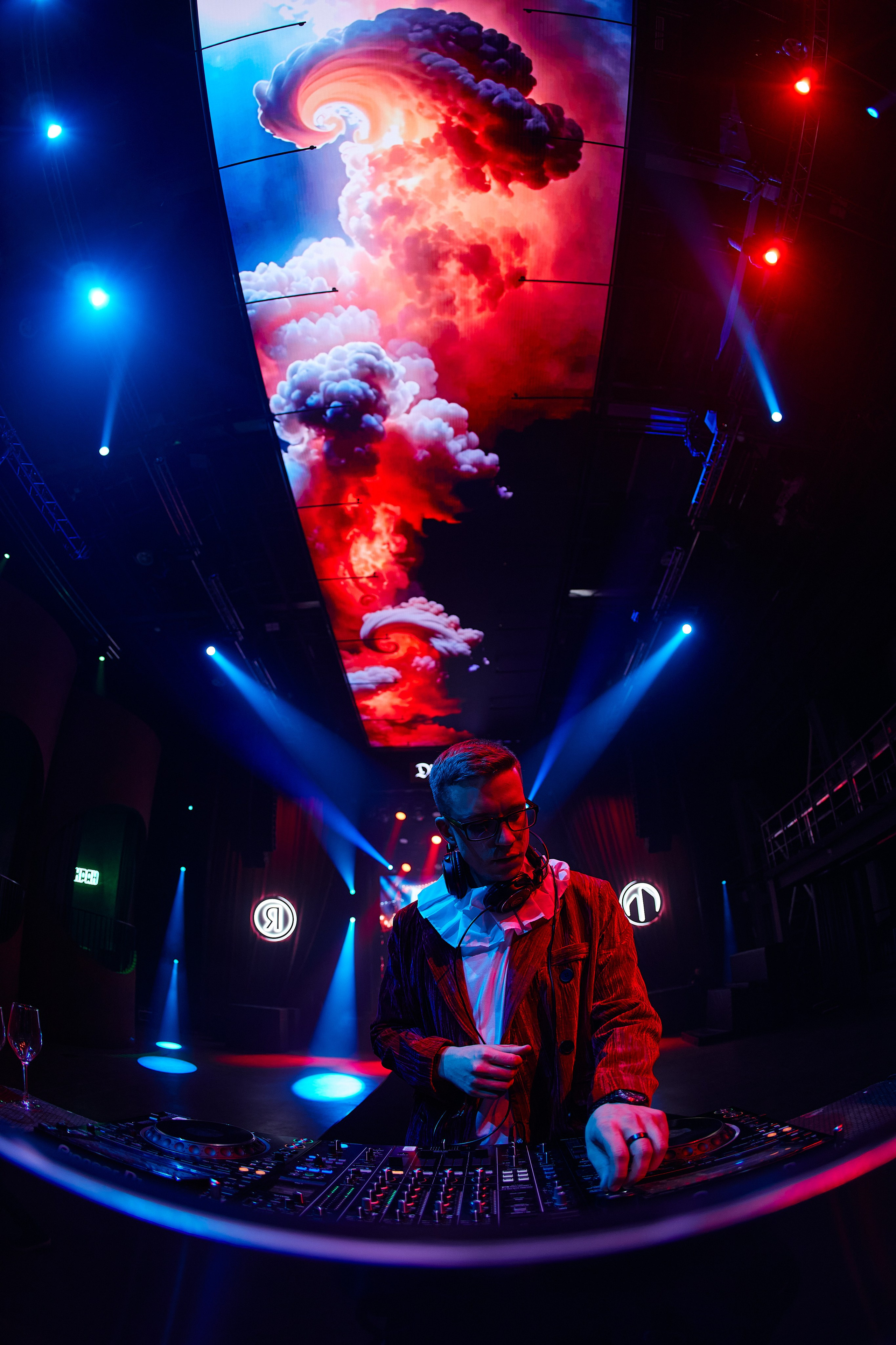 Digital Elka 2025. Репортажный фотограф в Москве Константин Дерягин