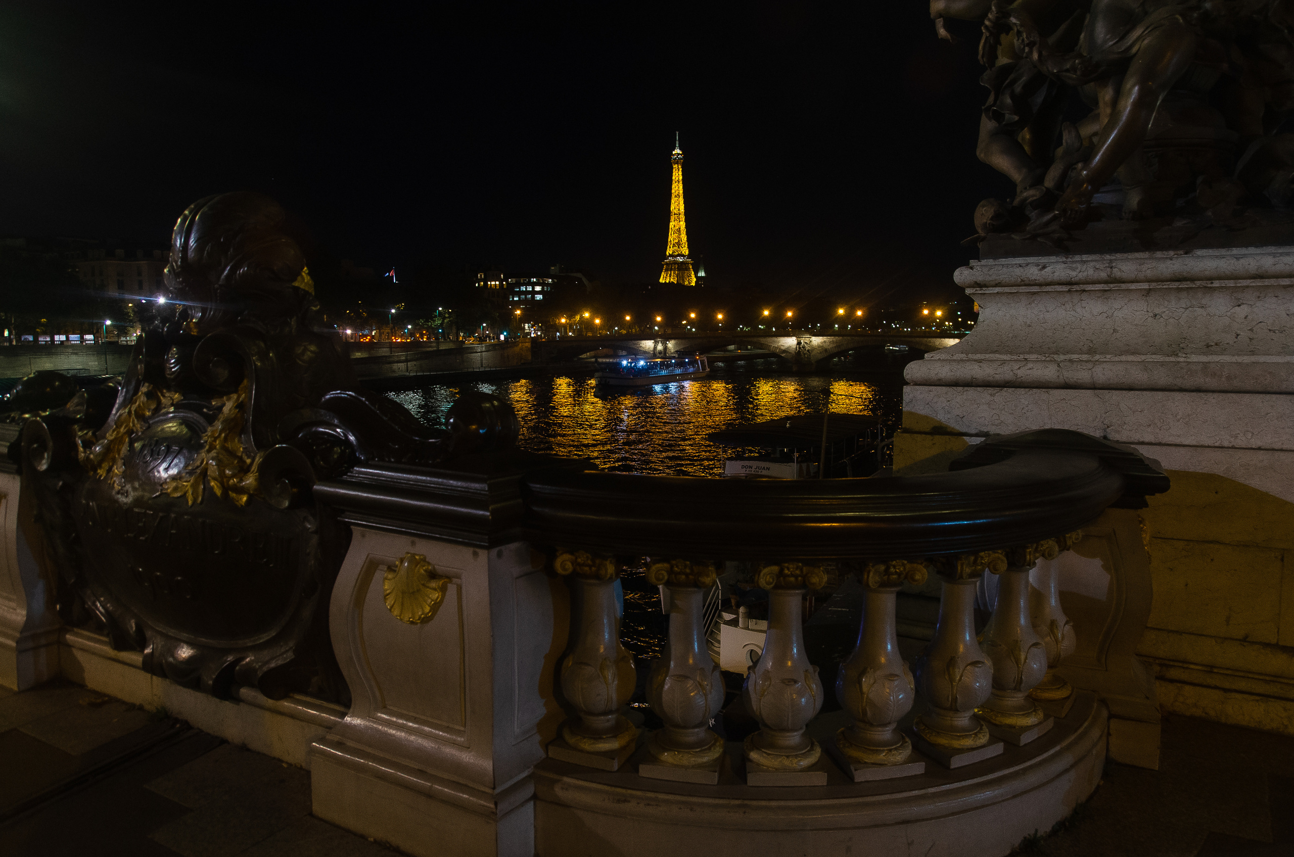 Париж (октябрь 2017). Фотограф Таинства Крещения в Саратове Ильченко Артем