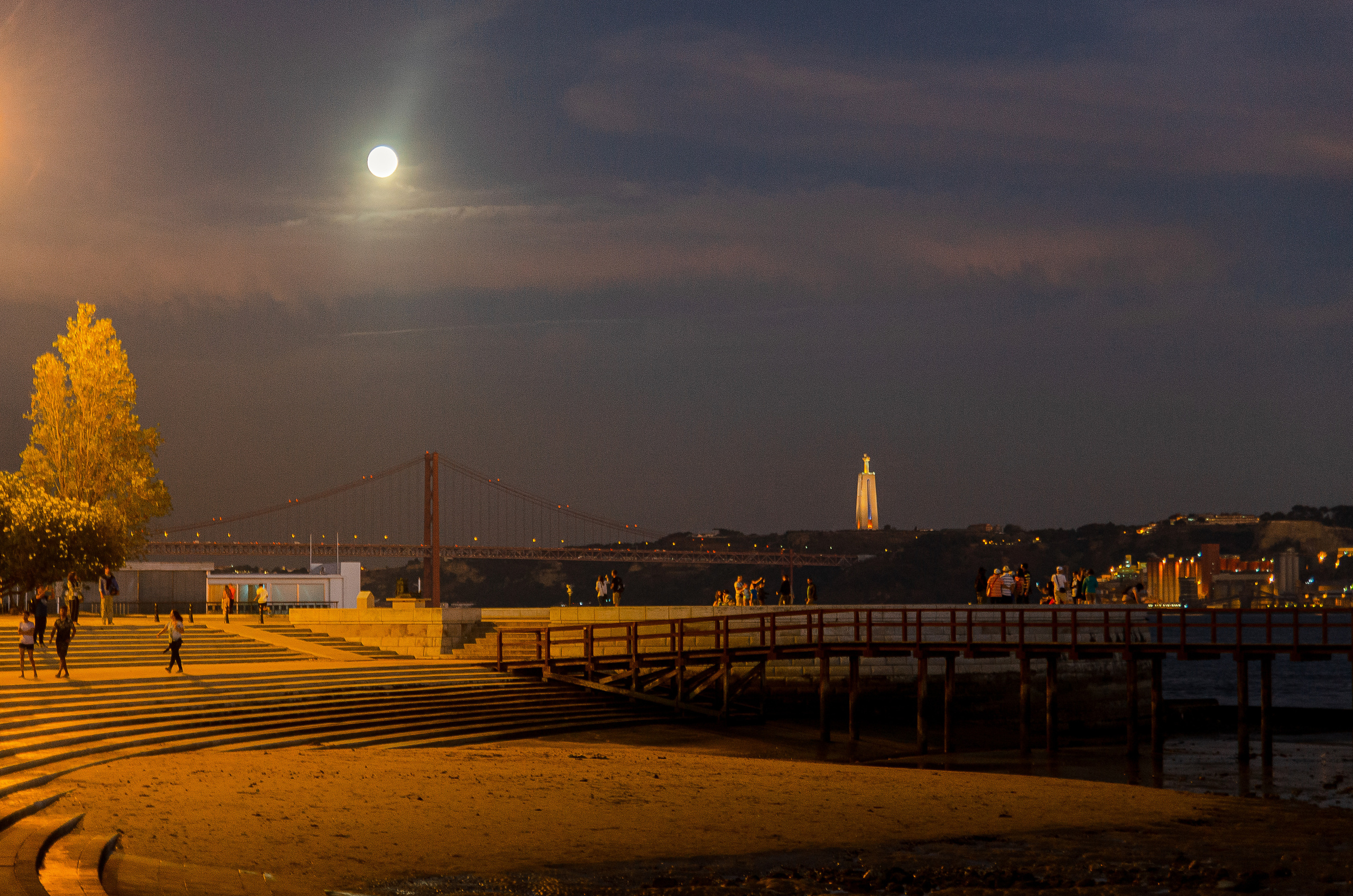 Лиссабон (октябрь 2017). Фотограф Таинства Крещения в Саратове Ильченко Артем