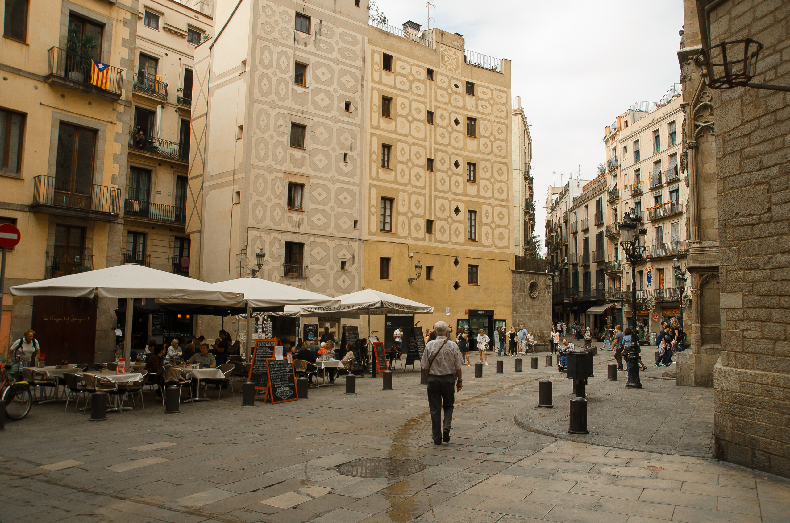 Барселона (октябрь 2017). Фотограф Таинства Крещения в Саратове Ильченко Артем