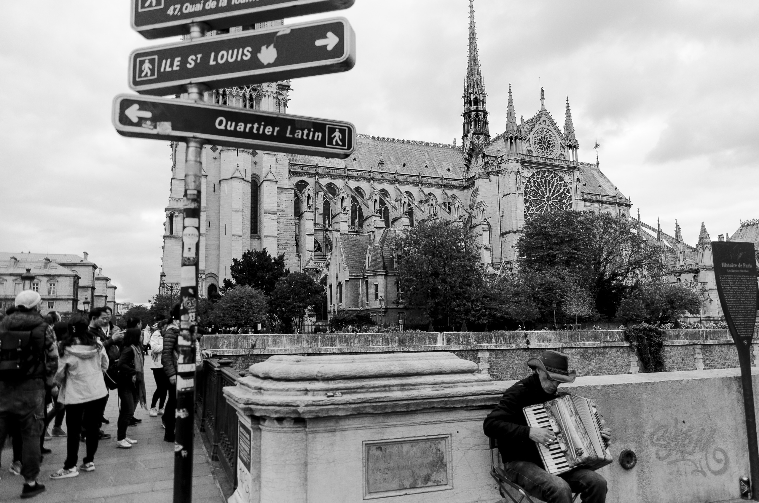 Париж (октябрь 2017). Фотограф Таинства Крещения в Саратове Ильченко Артем