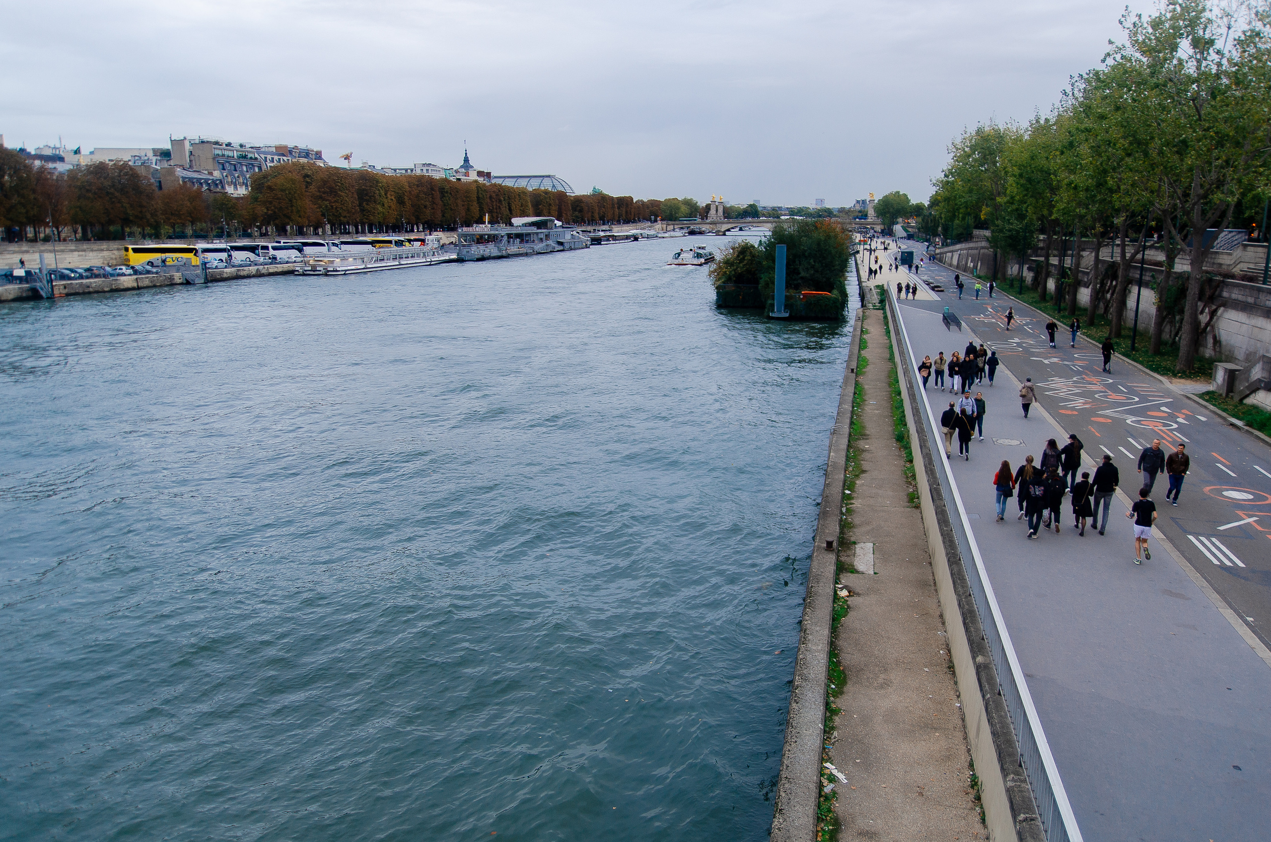 Париж (октябрь 2017). Фотограф Таинства Крещения в Саратове Ильченко Артем