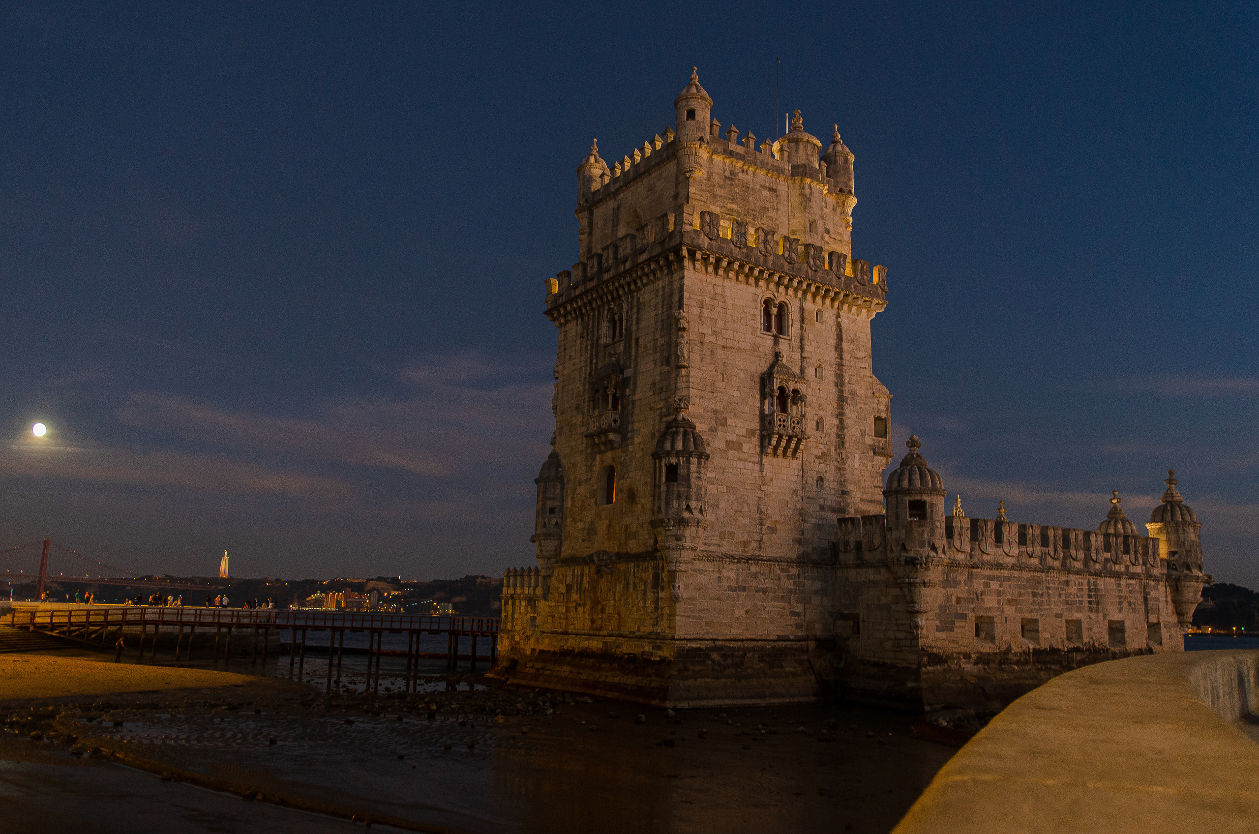 Лиссабон (октябрь 2017). Фотограф Таинства Крещения в Саратове Ильченко Артем