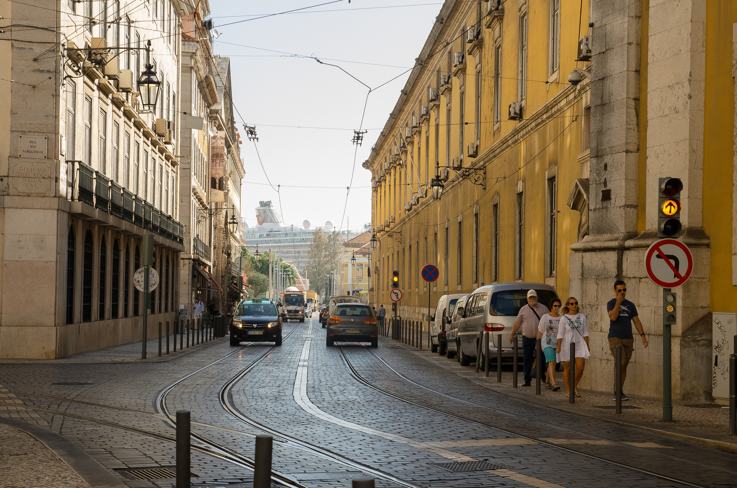 Лиссабон (октябрь 2017). Фотограф Таинства Крещения в Саратове Ильченко Артем