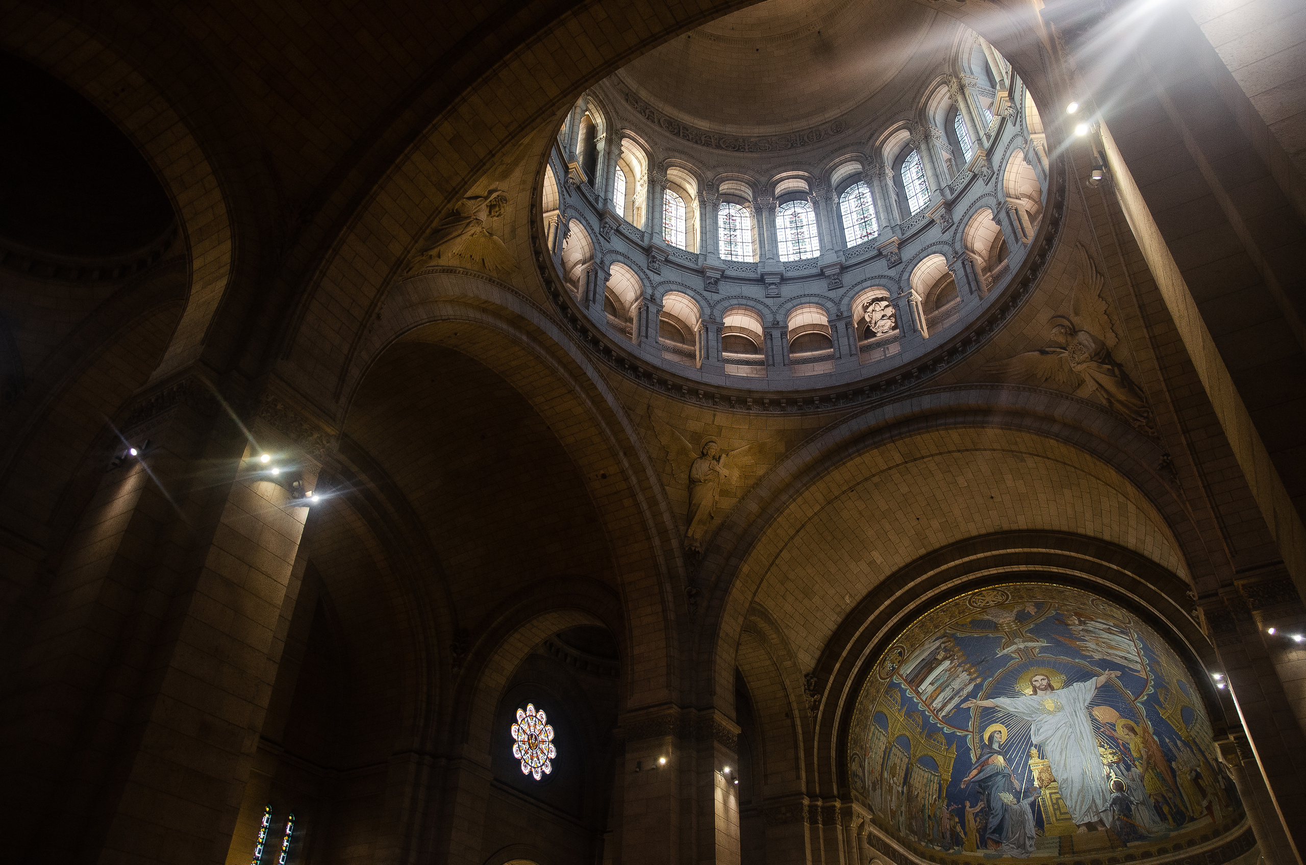 Париж (октябрь 2017). Фотограф Таинства Крещения в Саратове Ильченко Артем