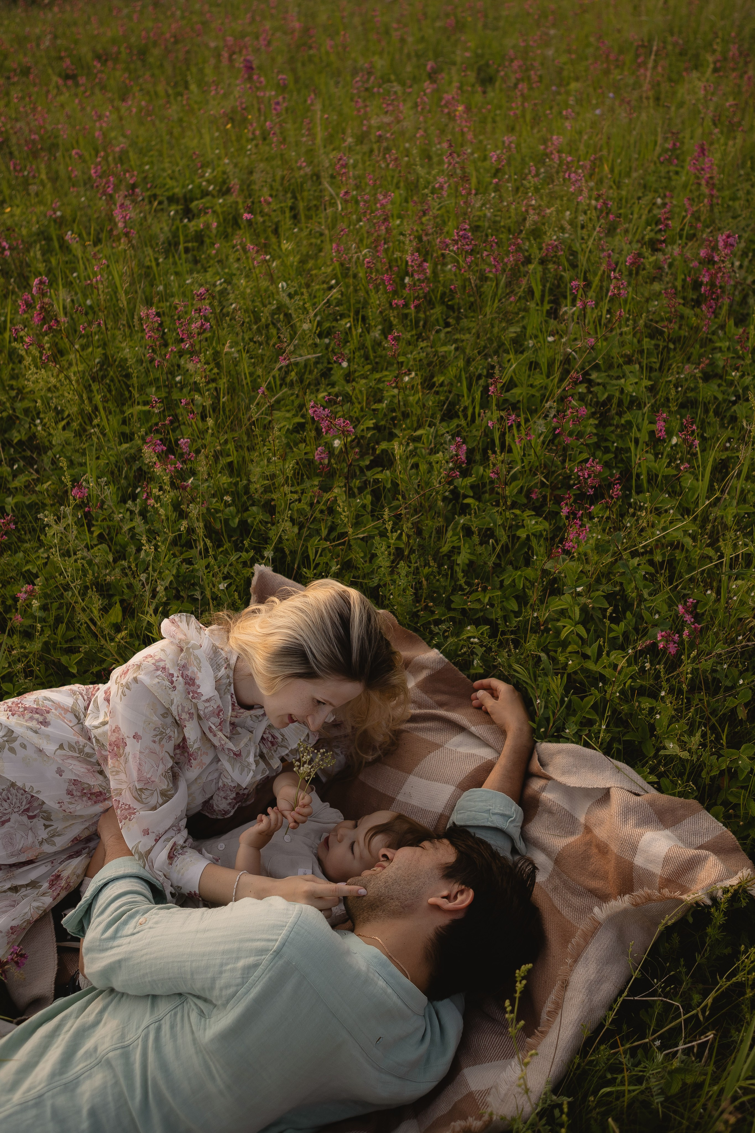 Анастасия с любимыми. Фотограф в Казани.Снимаю индивидуальные портреты, love story и свадьбы