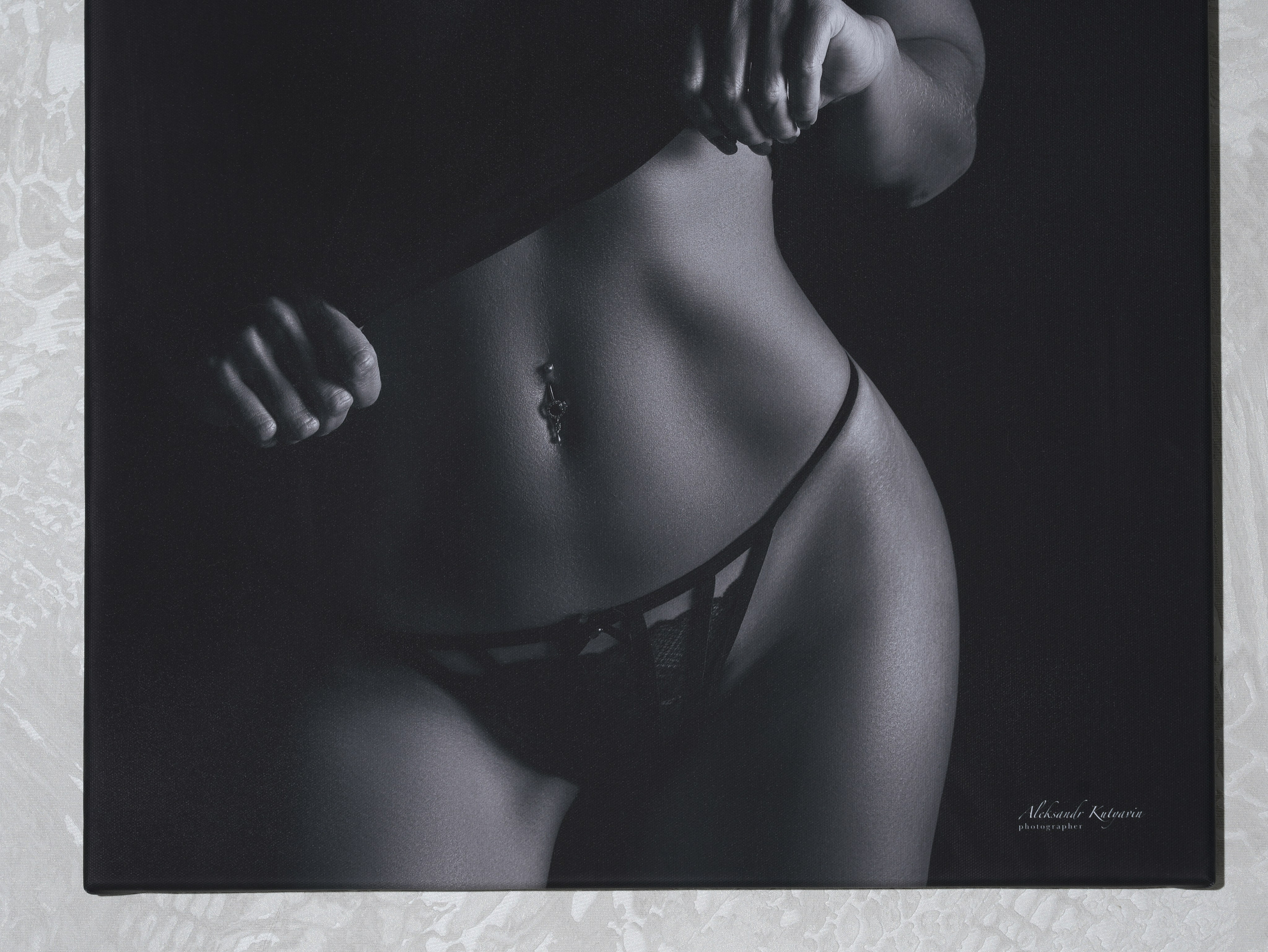 Картина ч/б. Фотограф в Москве Александр Кутявин