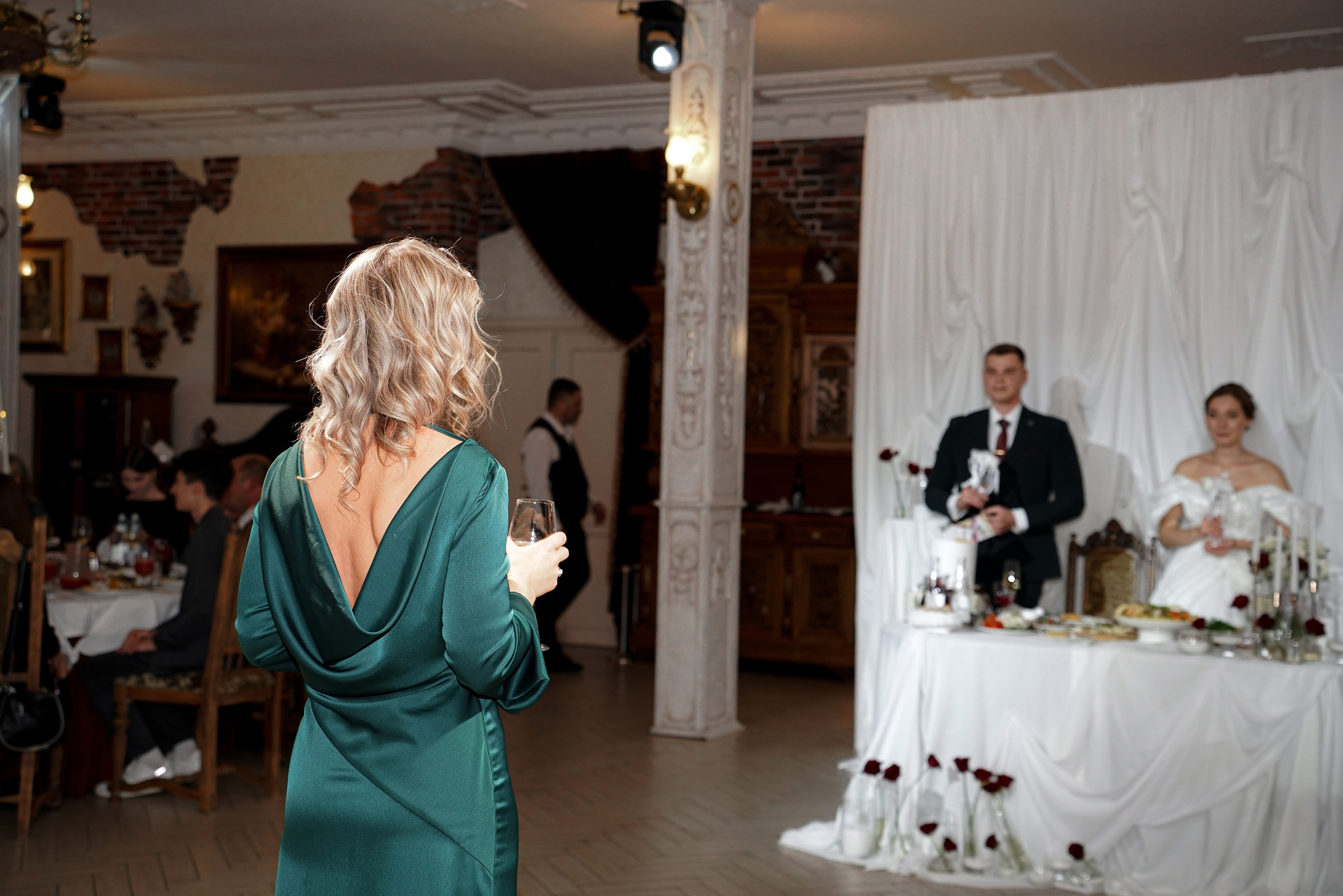 Банкет в Атаманской усадьбе. Свадебный фотограф в Ростове-на-Дону. Таинство Крещения и Венчания, семейные фотосессии. Алёна Чёботова