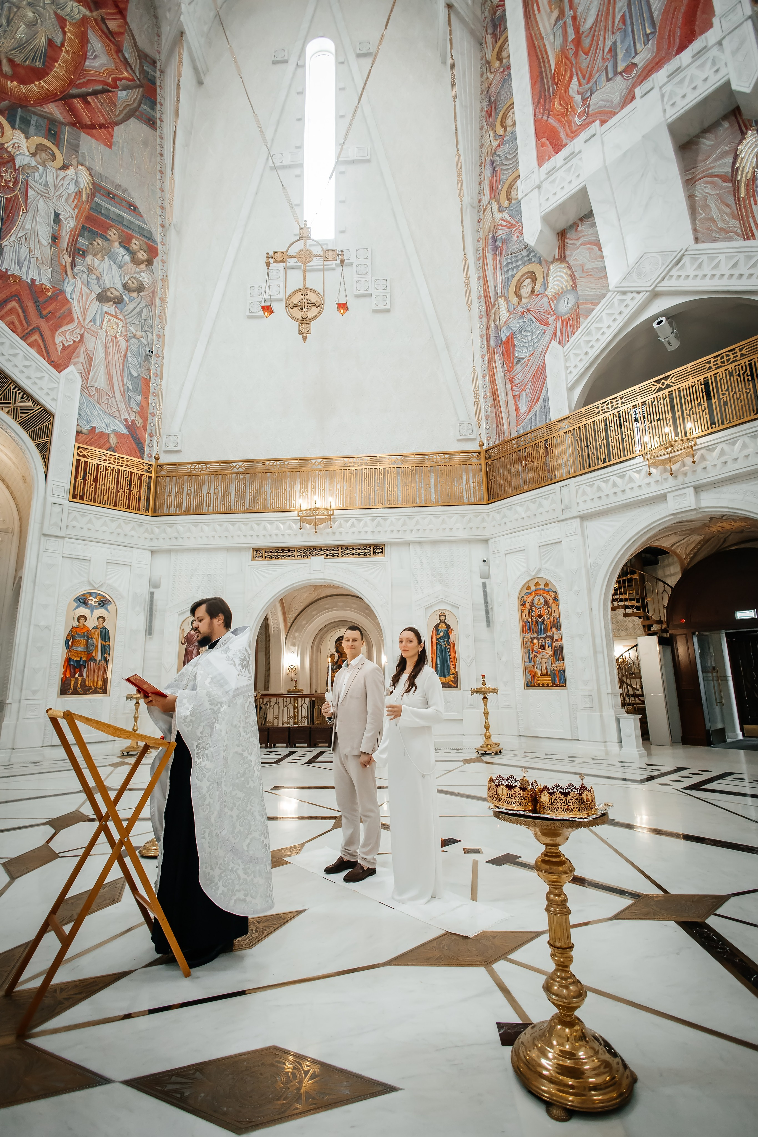Венчание Ольги и Никиты в Храме Святого Равноапостольного князя Владимира в Тушино. Фотограф на крещение и венчание Москва  Надежда Баланина