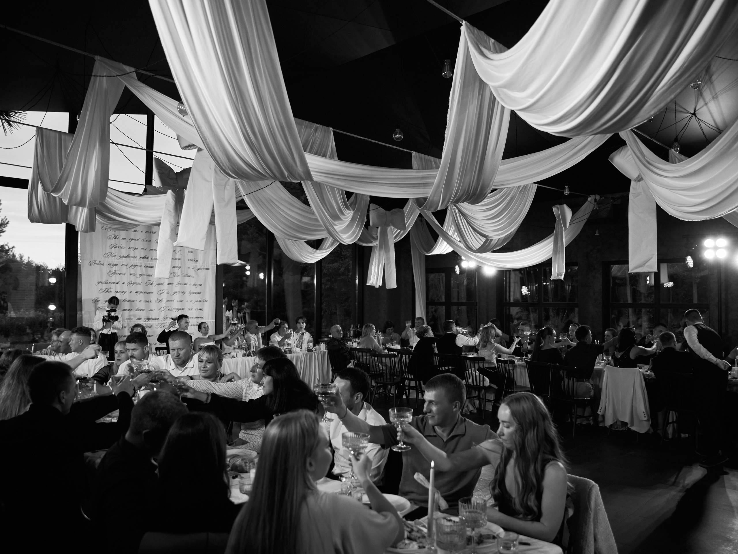 СЕГОДНЯ ТОЛЬКО ПО ЛЮБВИ. Свадебный фотограф Анна Чащухина