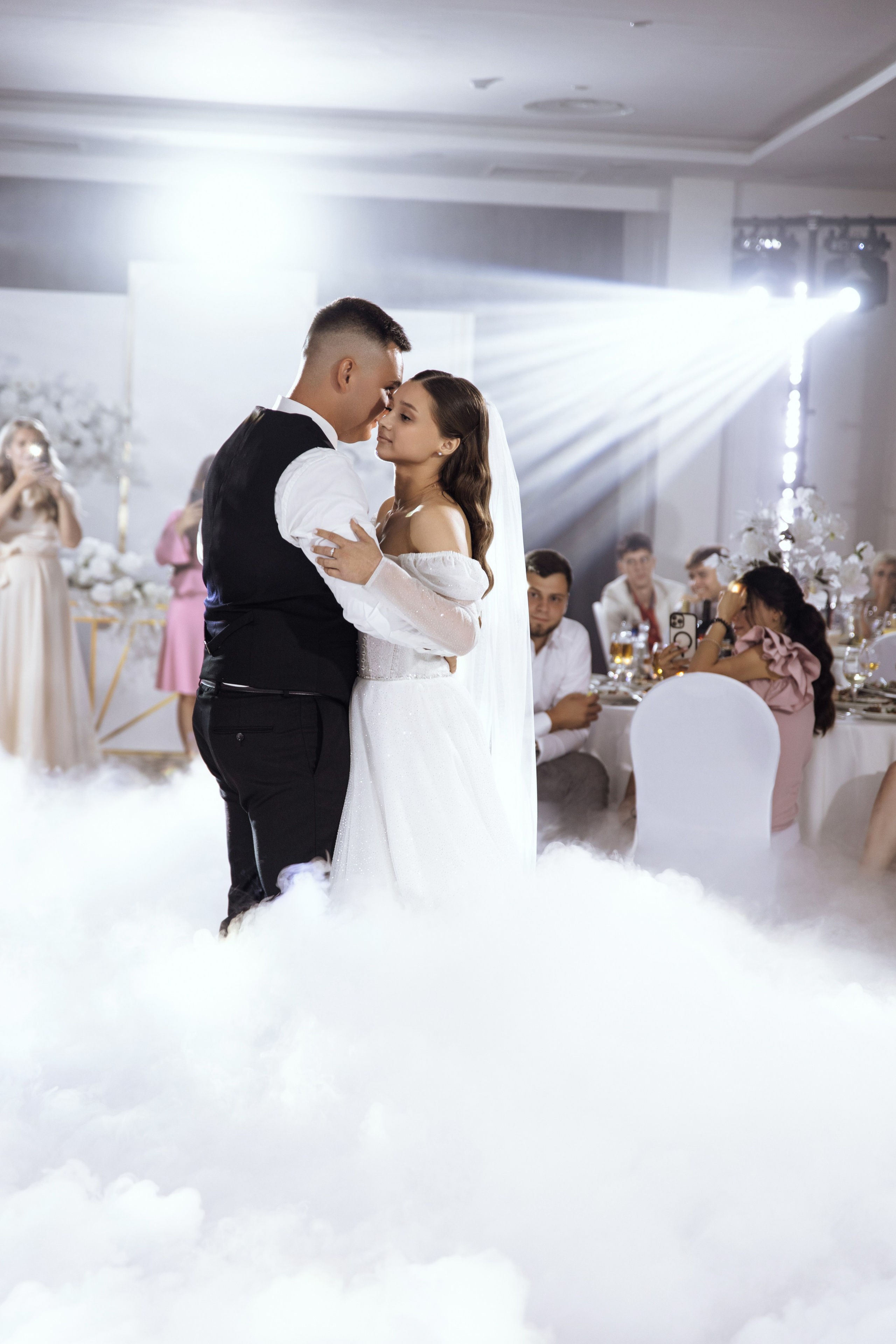 Свадебная фотосессия 9.08.24. СВАДЕБНЫЙ ФОТОГРАФ И ВИДЕОГРАФ УЛЬЯНОВСК