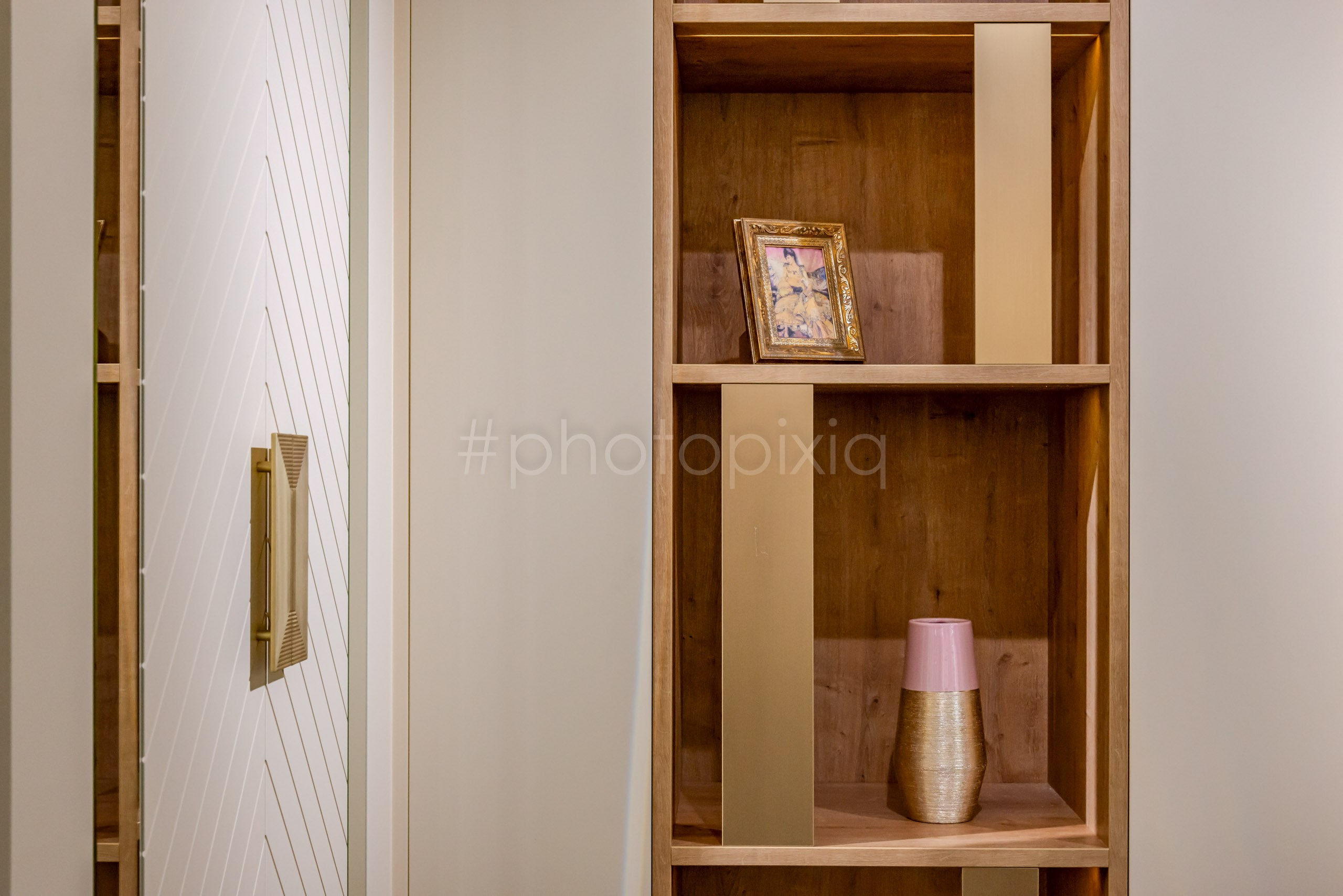 Интерьерная съёмка шоурума фабрики кухонь PRO-MOBILI. Интерьерная съёмка и виртуальные туры — Интерьерный фотограф Кузнецов Сергей (photopixiq)