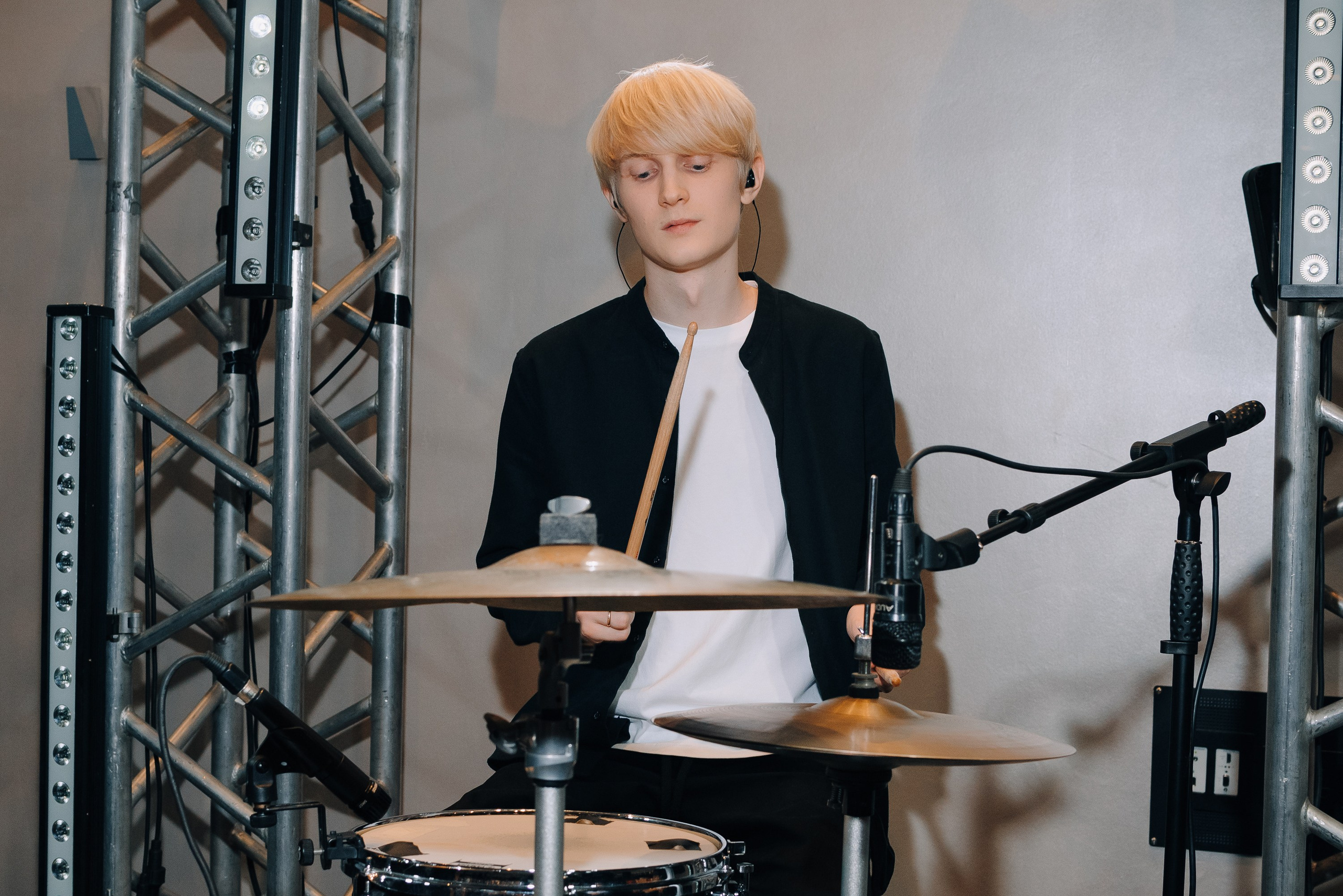 ФЕСТИВАЛЬ ВИНА И КРЕПКИХ НАПИТКОВ МАВТ-ВИНОТЕКА. Репортажный фотограф Зуев Роман г. Челябинск