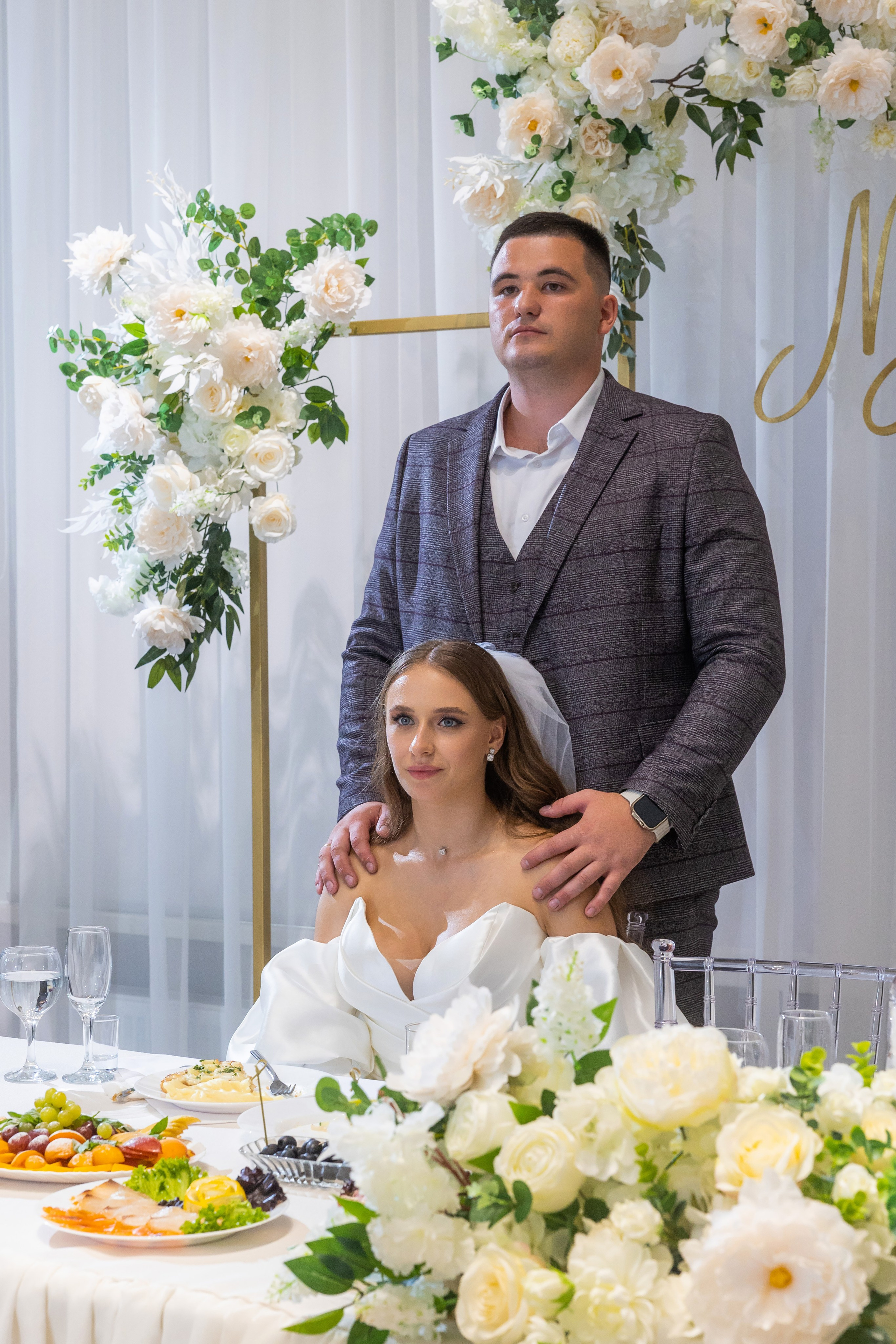 Михаил и Анастасия. Фотограф Петров Александр Свадьбы, Съемка в студии, Выпускные альбомы г. Балашов