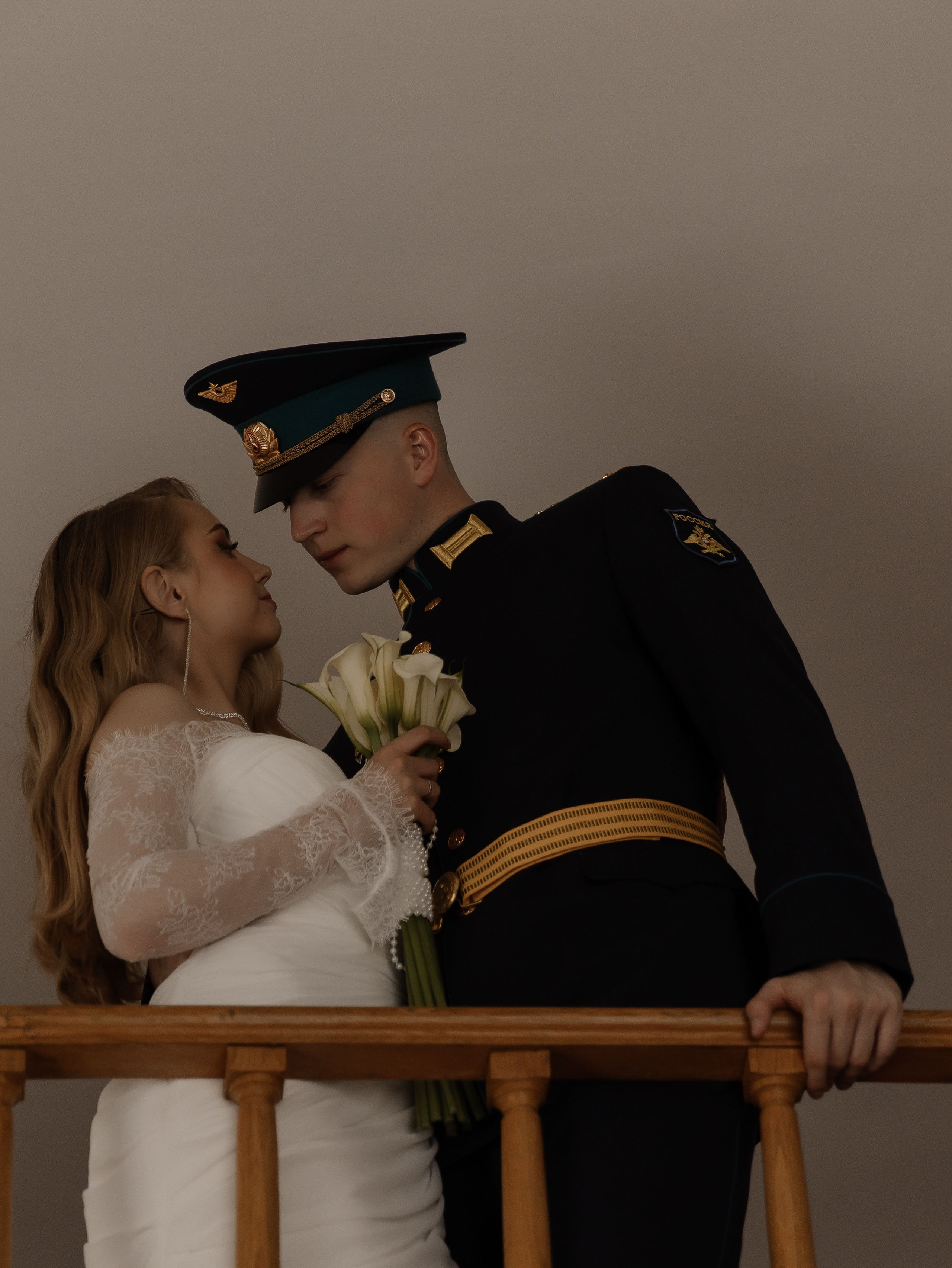 Михаил и Алена фотосессия в Библиотеке. СВАДЕБНЫЙ ФОТОГРАФ ЧЕЛЯБИНСК