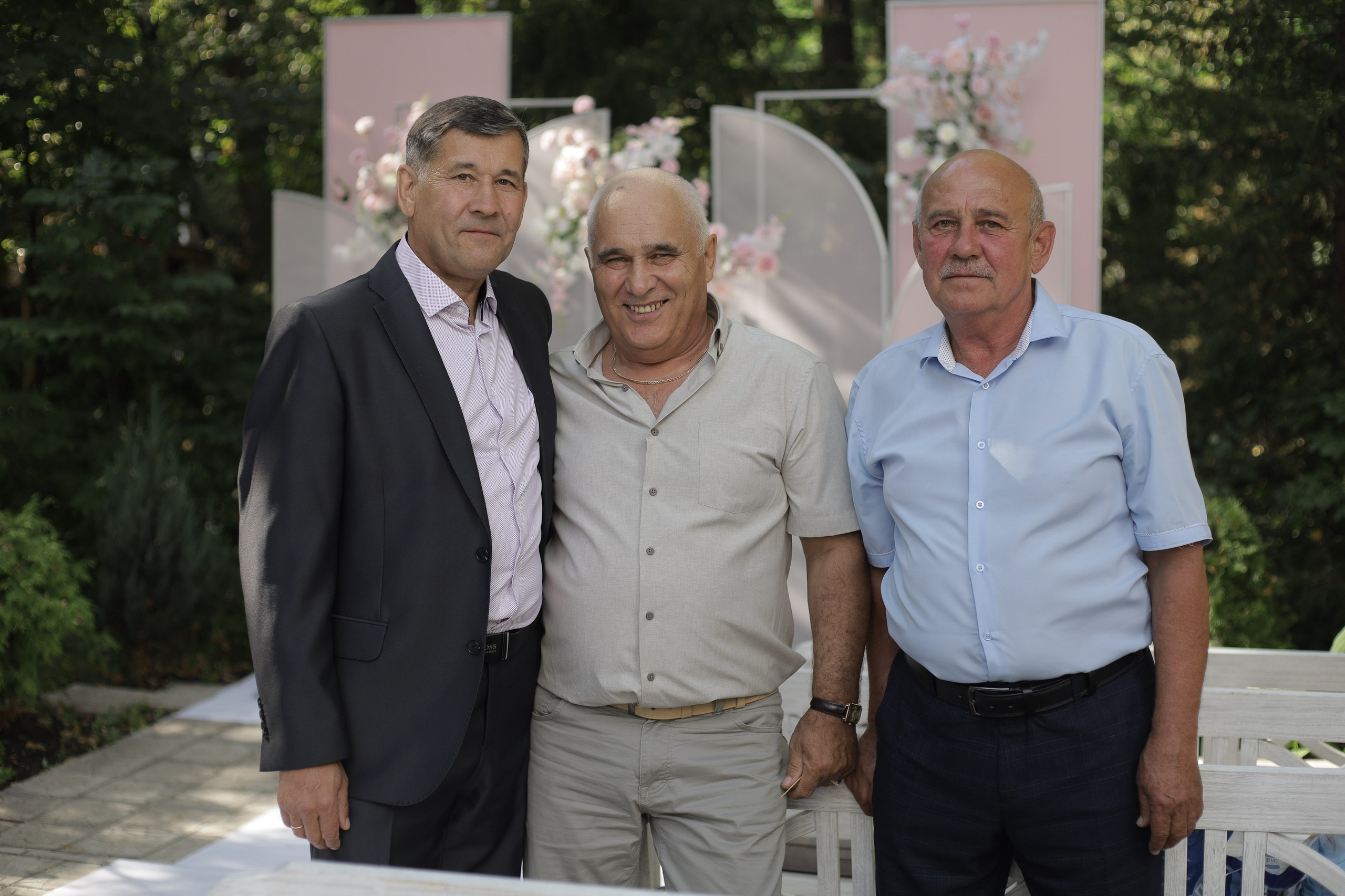 Свадебный фотограф Уфа — Руслан ГабдлисламовЖивые эмоции, красивые кадры, воспоминания на всю жизнь.Работаю по всей Республике Башкортоста. Свадебный фотограф Уфа Руслан Габдлисламов