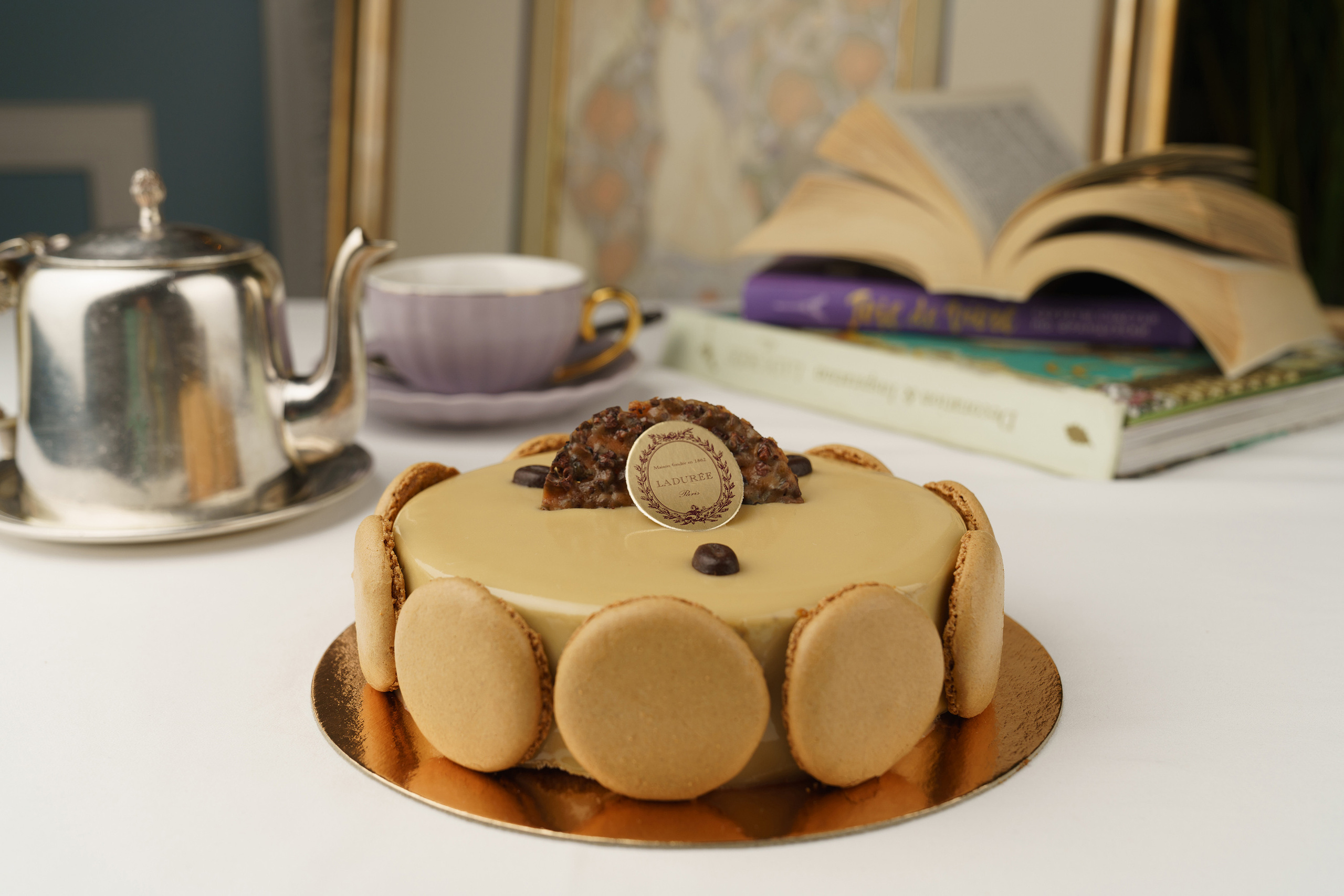 Laduree/Cafe de Paris. Фуд-фото и съёмка интерьеров в Москве