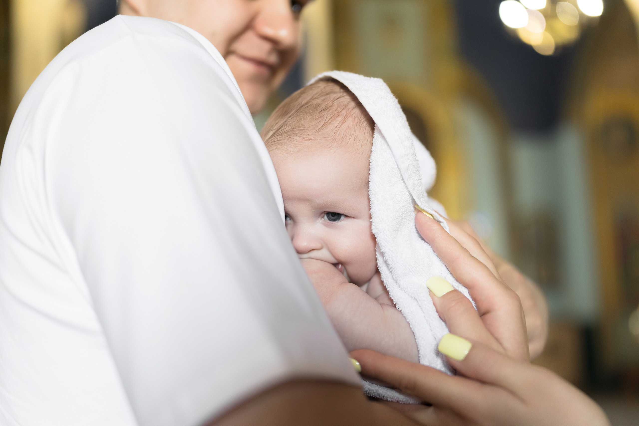 Крещение Егора в Николаевской церкви. Анастасия Безуглова- свадебный фотограф в Таганроге