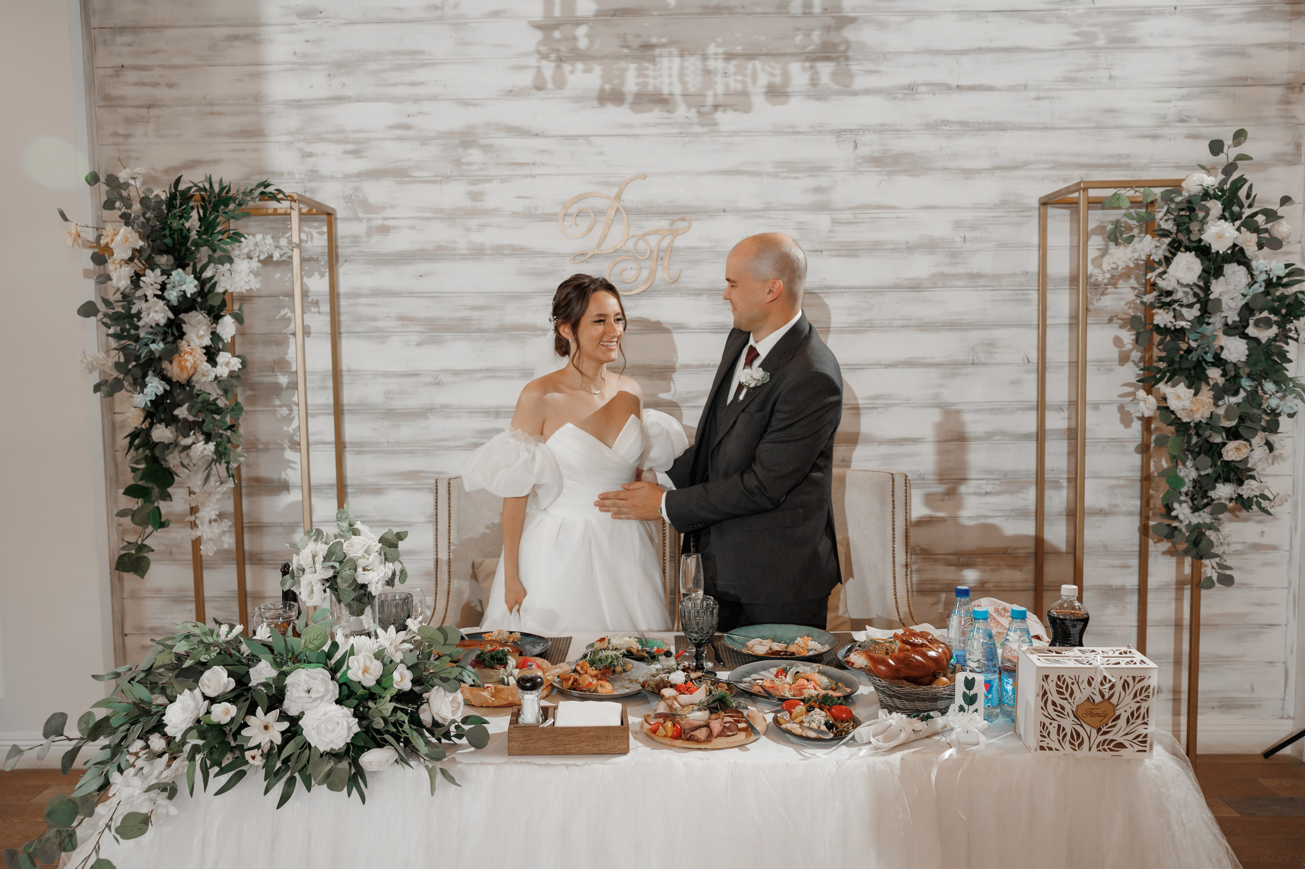 Полина и Дмитрий, загородный клуб «Барин», ЗАГС в г. Пушкино. Свадебный и репортажный фотограф (Москва, Королев и другие)