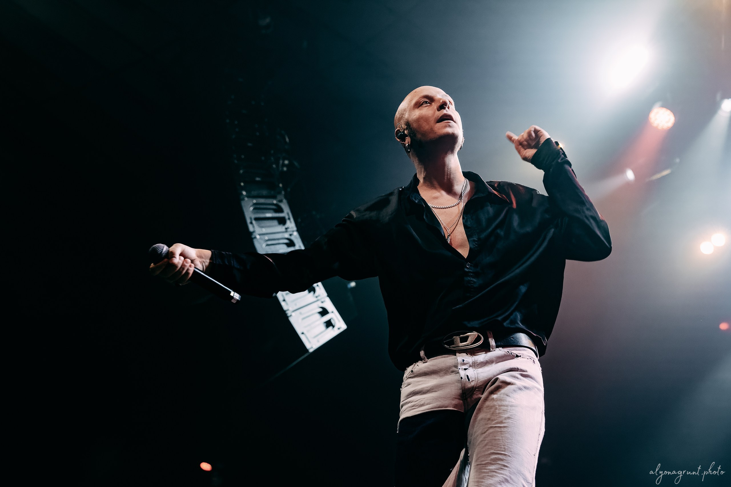 Ravanna, фоторепортаж, СПб, Aurora Concert Hall, 21.11.2025. Алена Адрианова: фотограф в Санкт-Петербурге