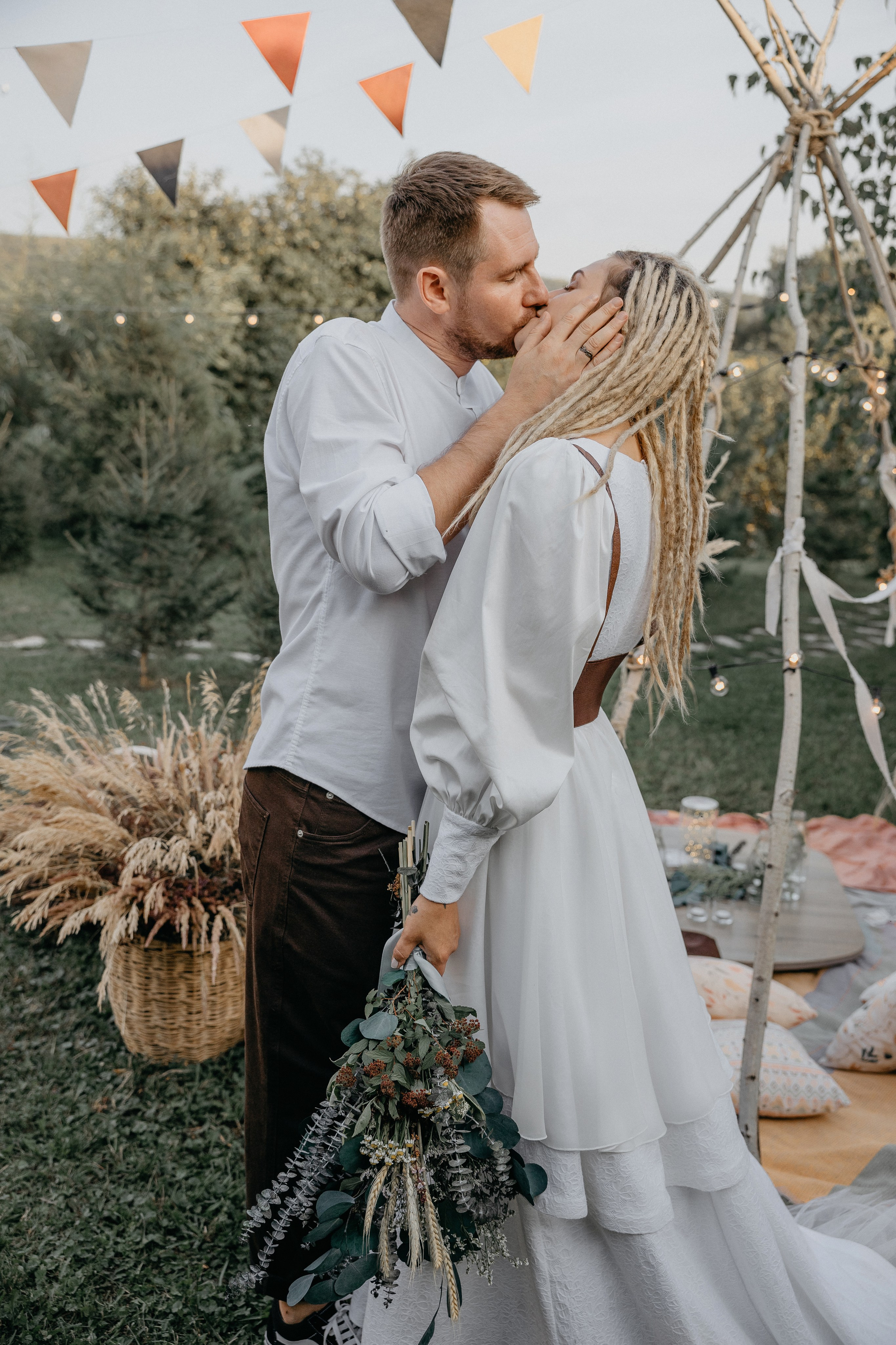 Свадебная фотосессия в Иваново и Москве. Свадебный фотограф в Иваново Гитарина Черняева