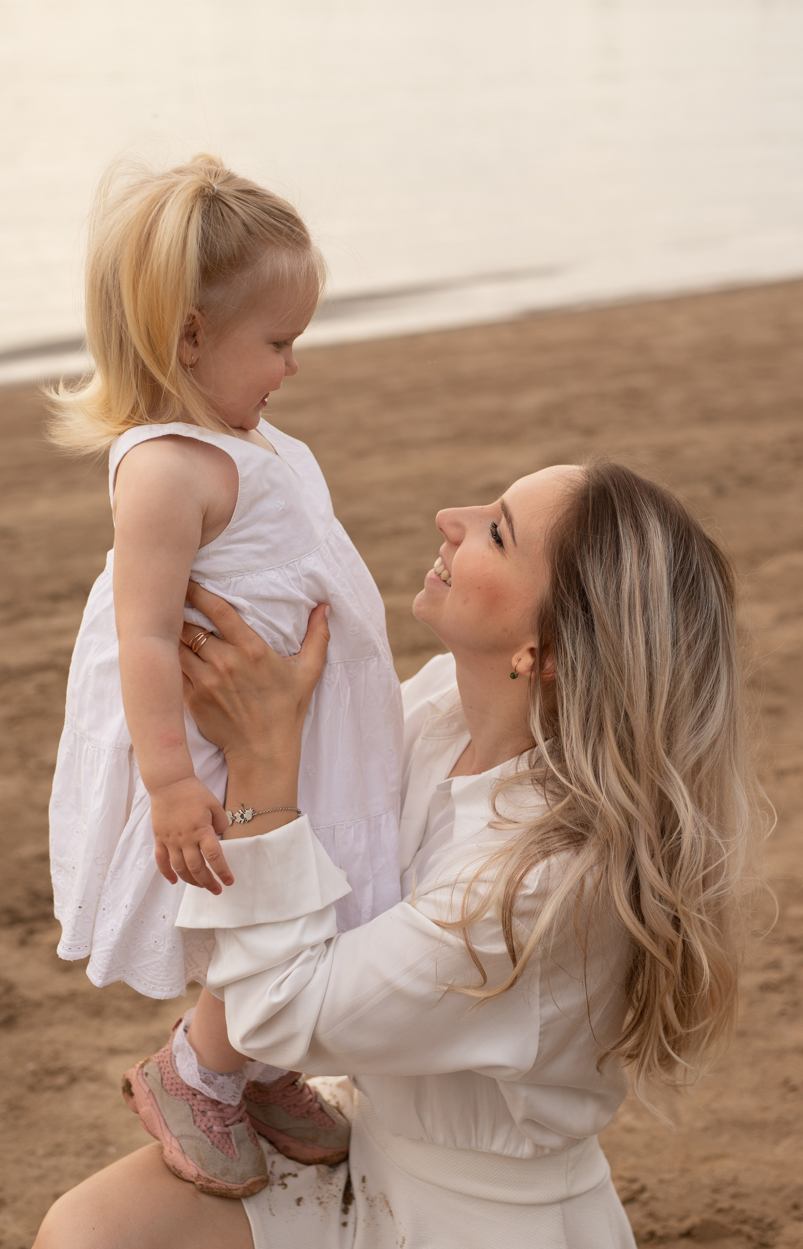 Портфолио семейная съемка Волгоград Волжский. Фотограф новорождённых Волгоград Волжский Дарья Рыскаль