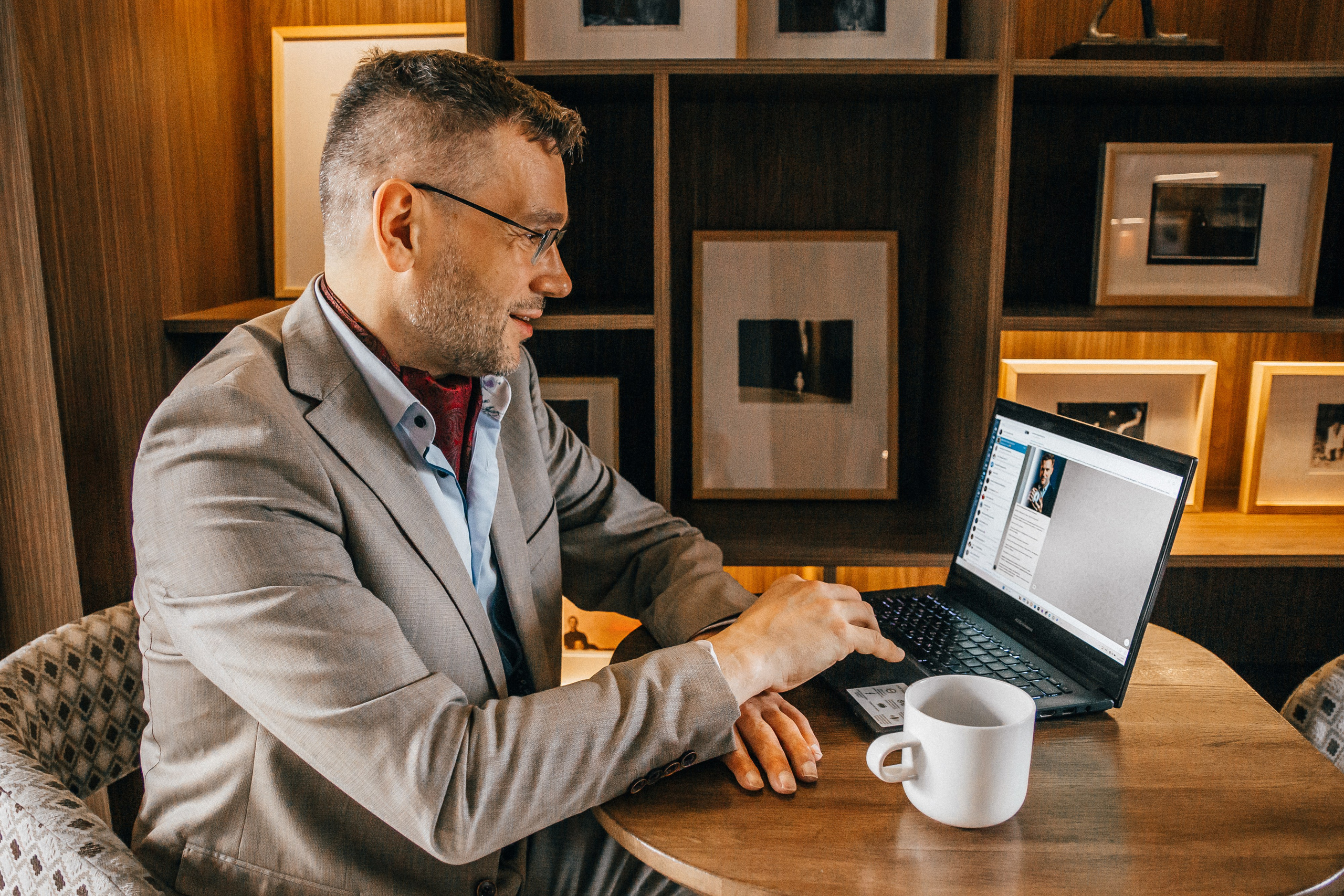 Индивидуальная фотосъёмка. Свадебный фотограф Минск, Фаниполь, Беларусь Кирилл Напреев