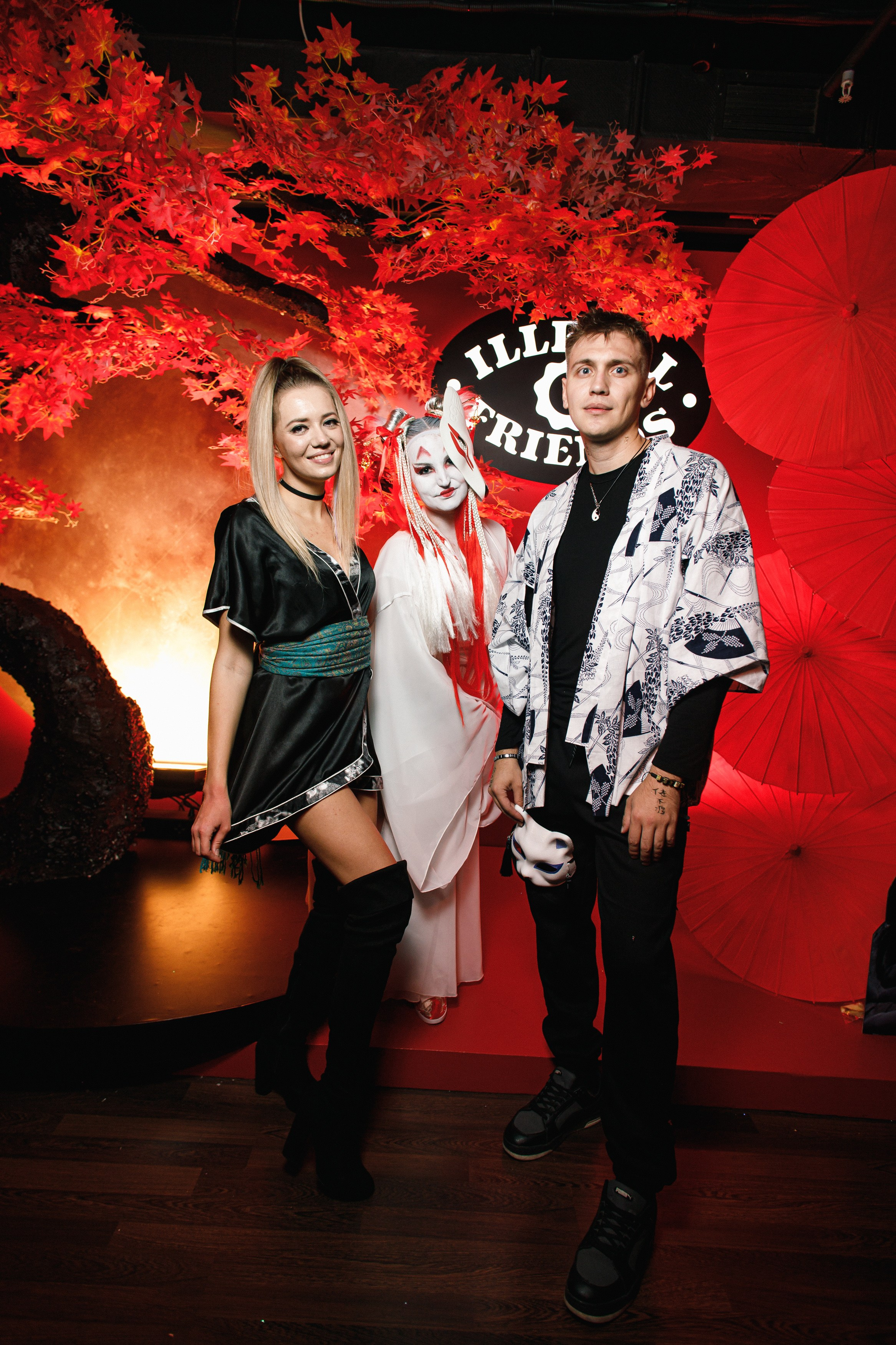 ILLEGAL FRIENDS | ASIA. СВОИ. ФОТООТЧЕТЫ-СОБЫТИЯ-МЕСТА