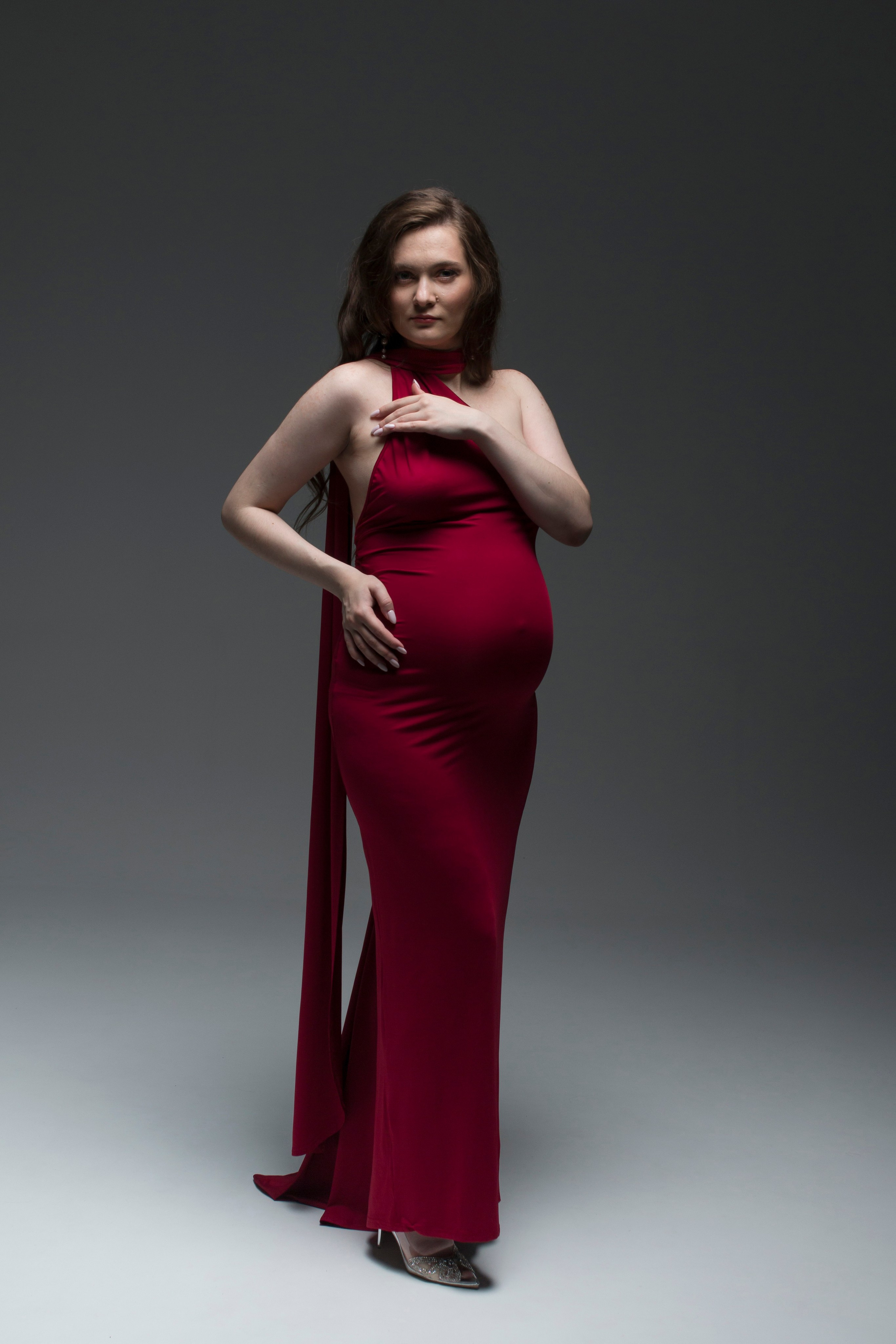 Фотосессии беременности в стиле минимализм в Кемерово. Елена Данилова фотограф беременности в Кемерово