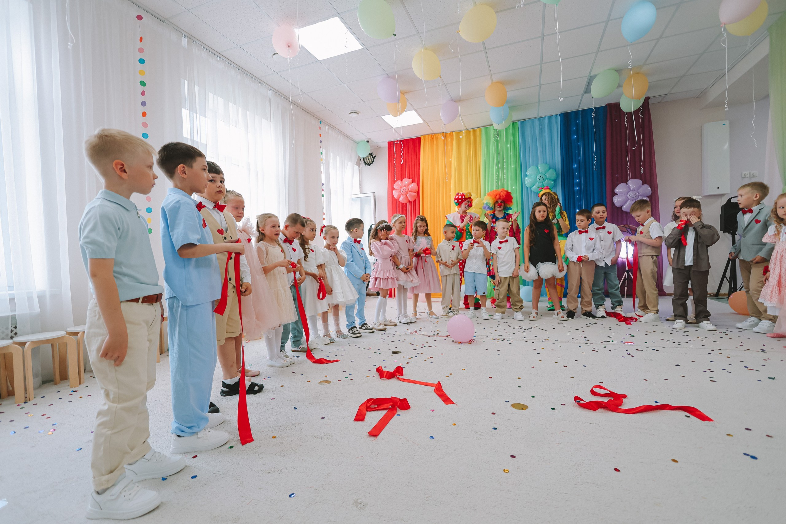 Выпускной репортаж. Семейный фотограф Тюмень, фотограф на роды Салмина Мария