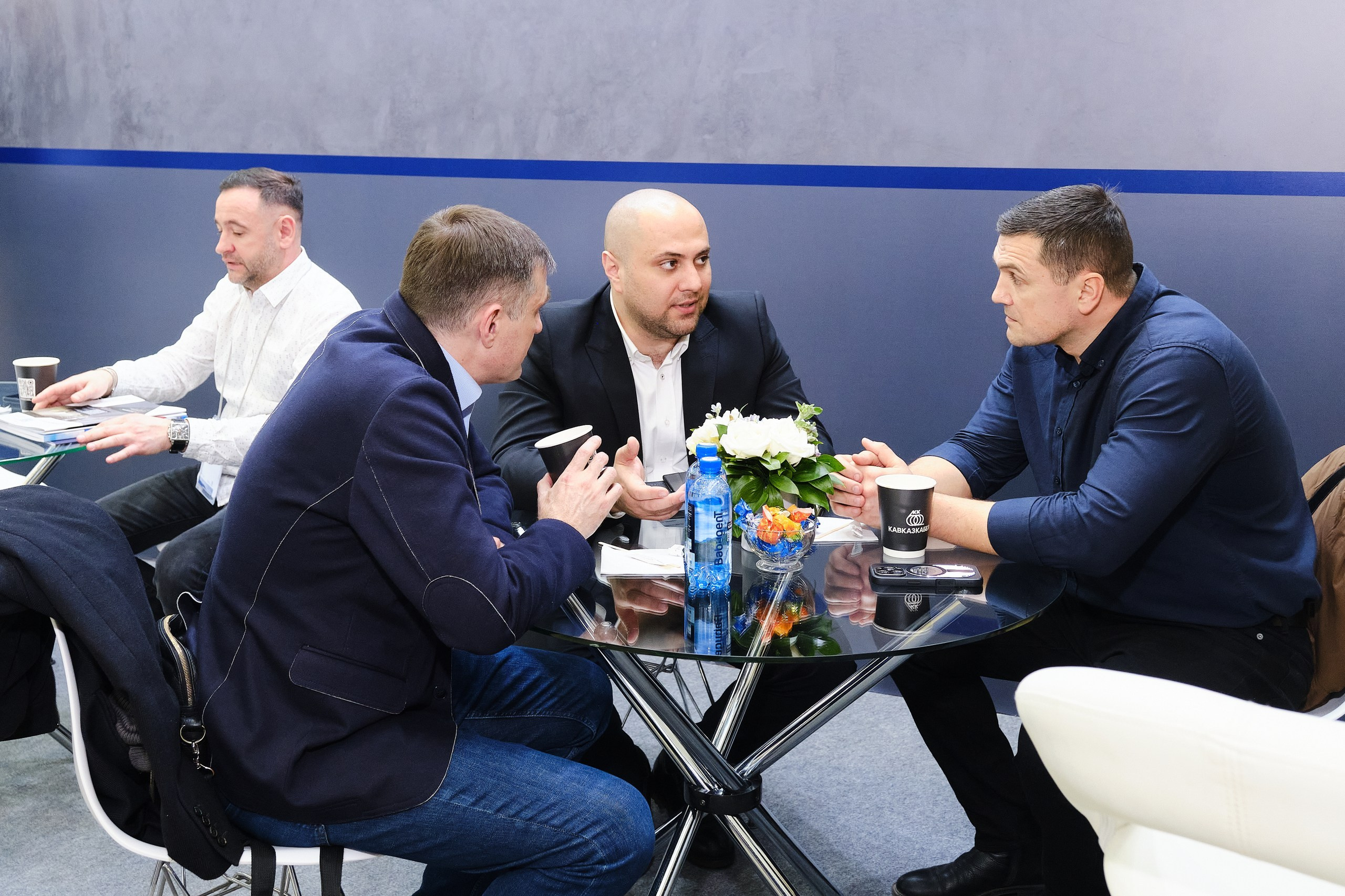 Съемка стенда на выставке. Репортажный фотограф в Москве Денис Тамко