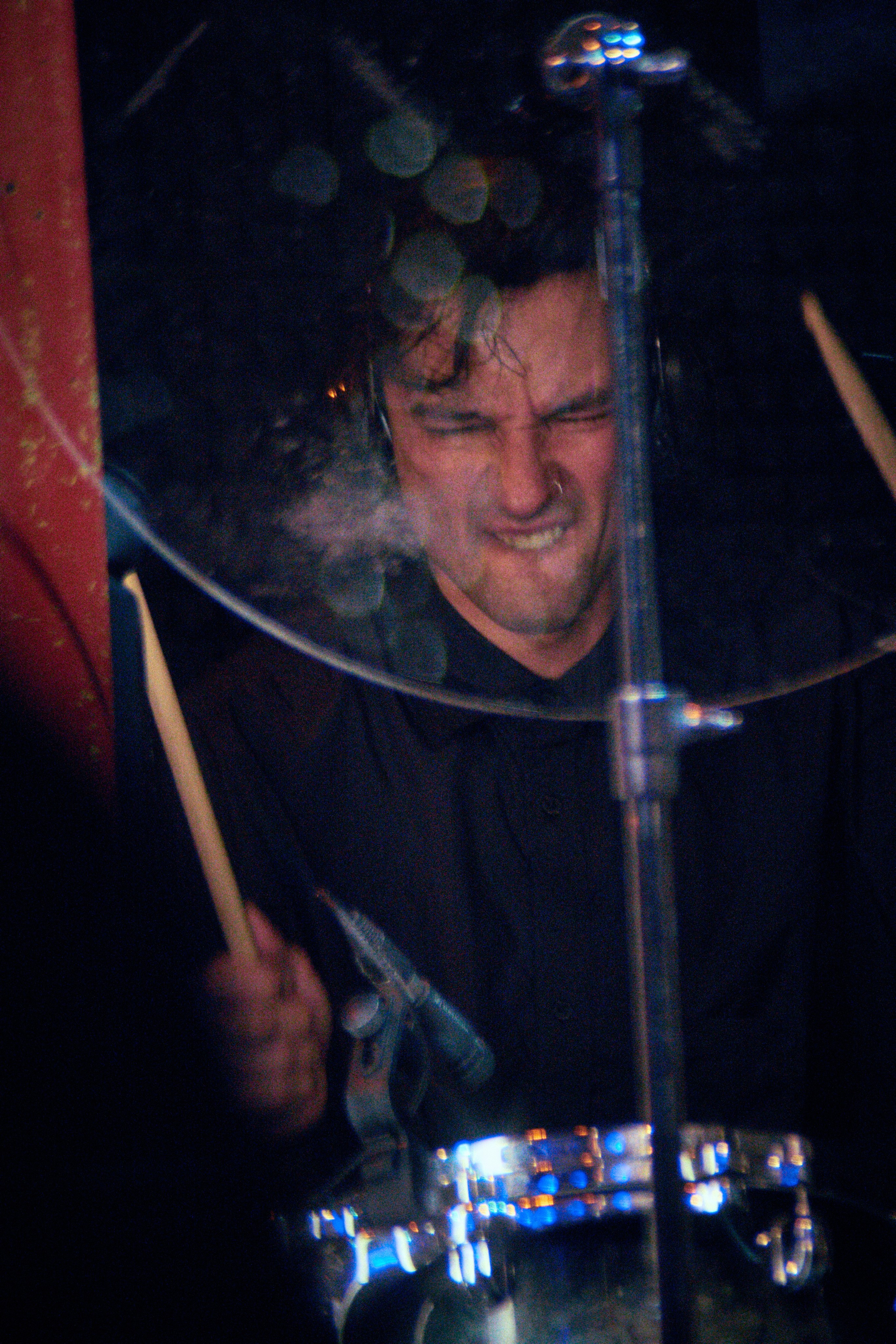 ГОЛОВА МУЭССЫ — КОНЦЕРТ 18-10-2025 В КИТАЙСКОМ ЛЕТЧИКЕ. Фотография для артистов