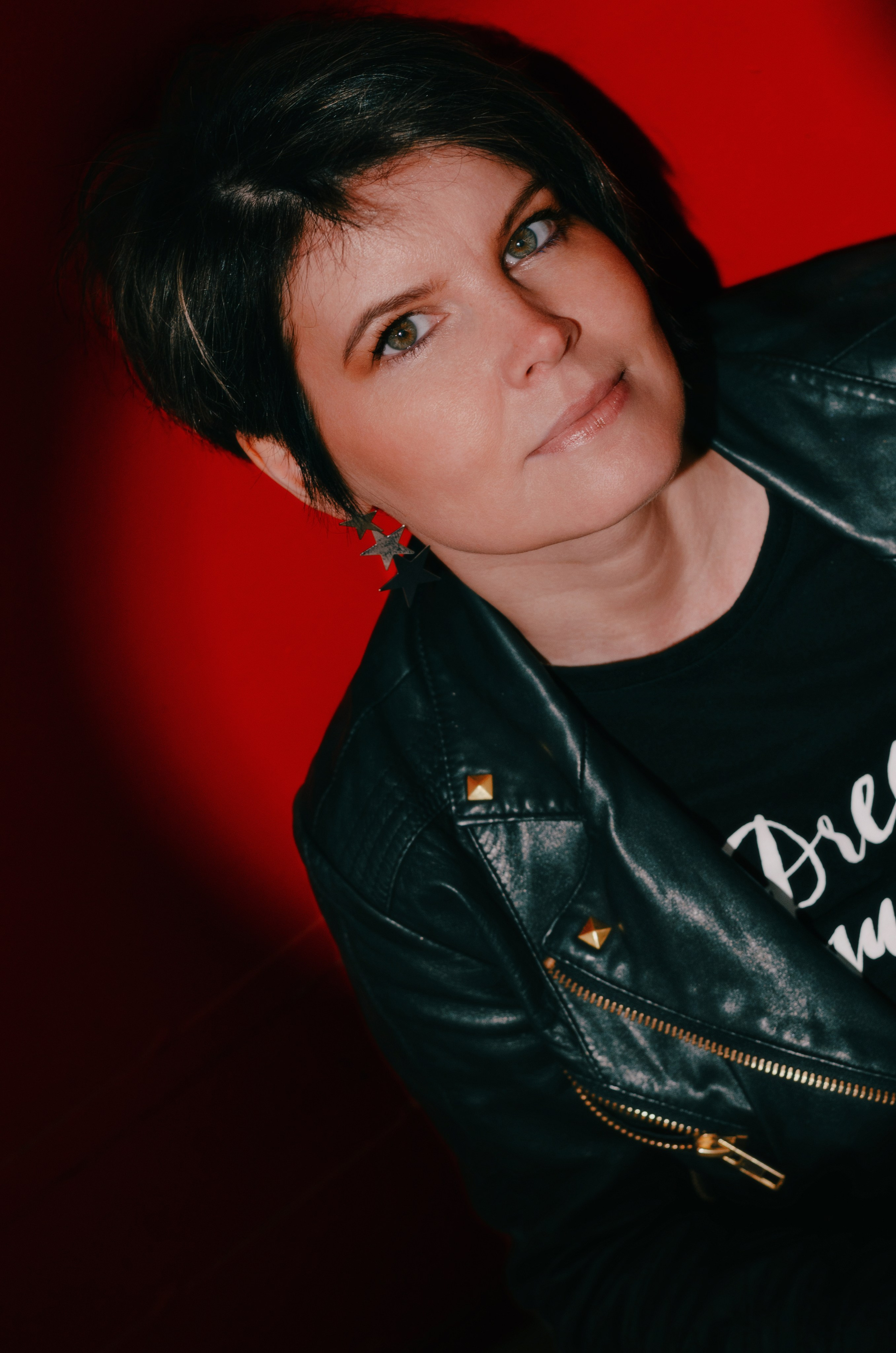 Фотопрогулка с Л. в ее новом образе. Портретный и репортажный фотограф в Санкт-Петербурге Варвара Жукова