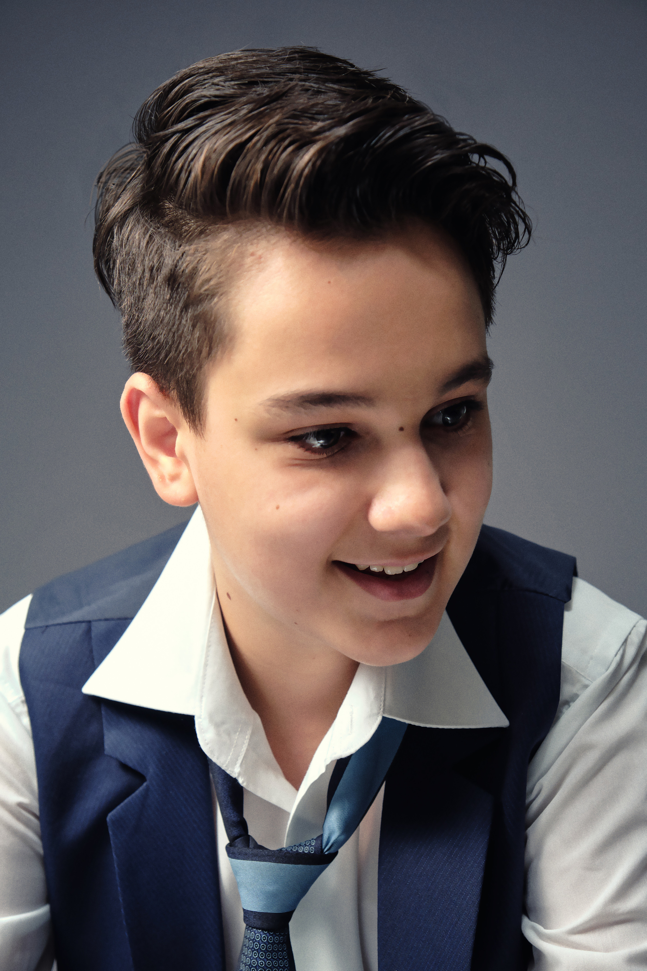 Мужской портрет — Даниил Хачатуров