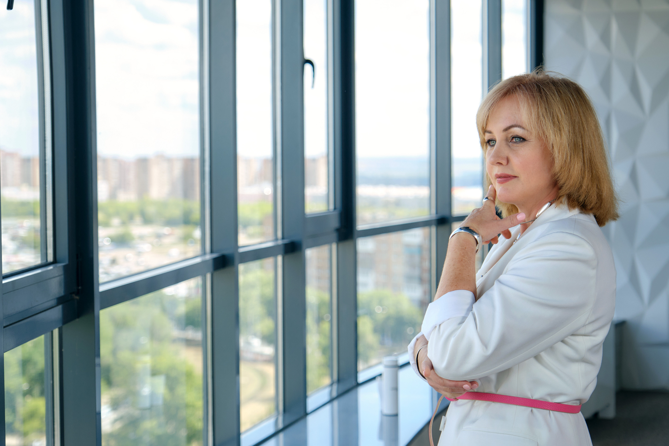 Женский деловой портрет