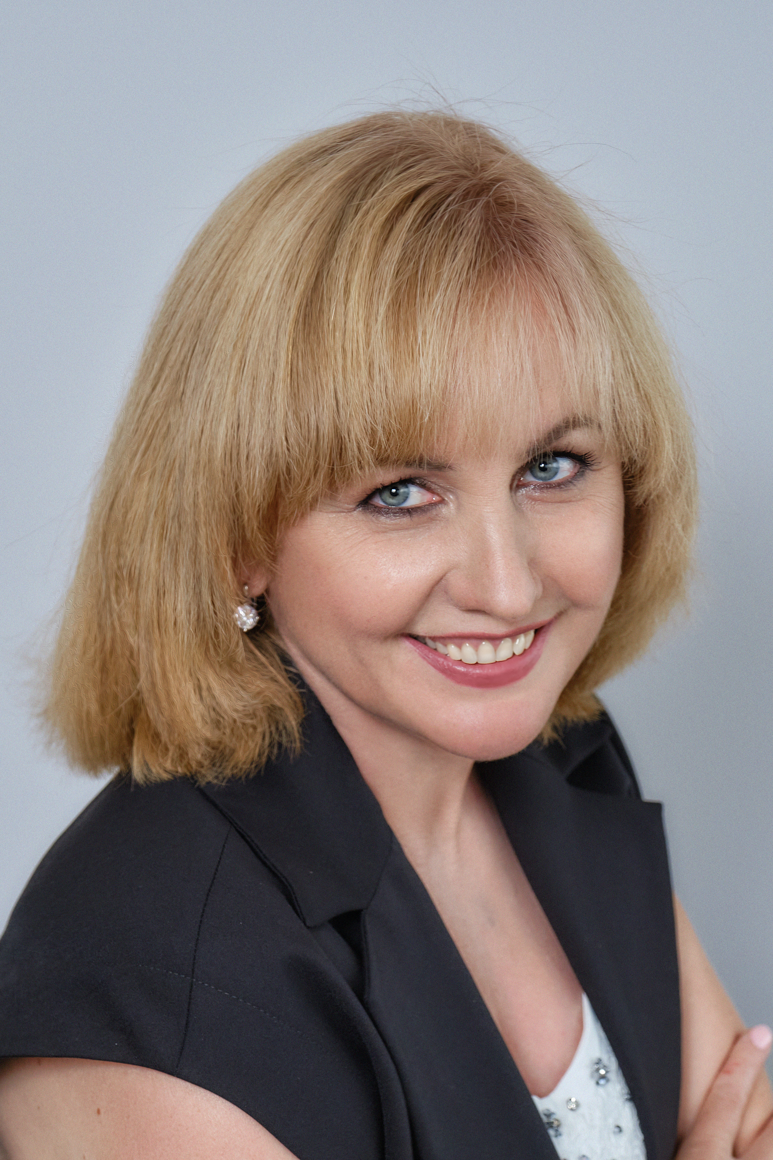 Женский деловой портрет