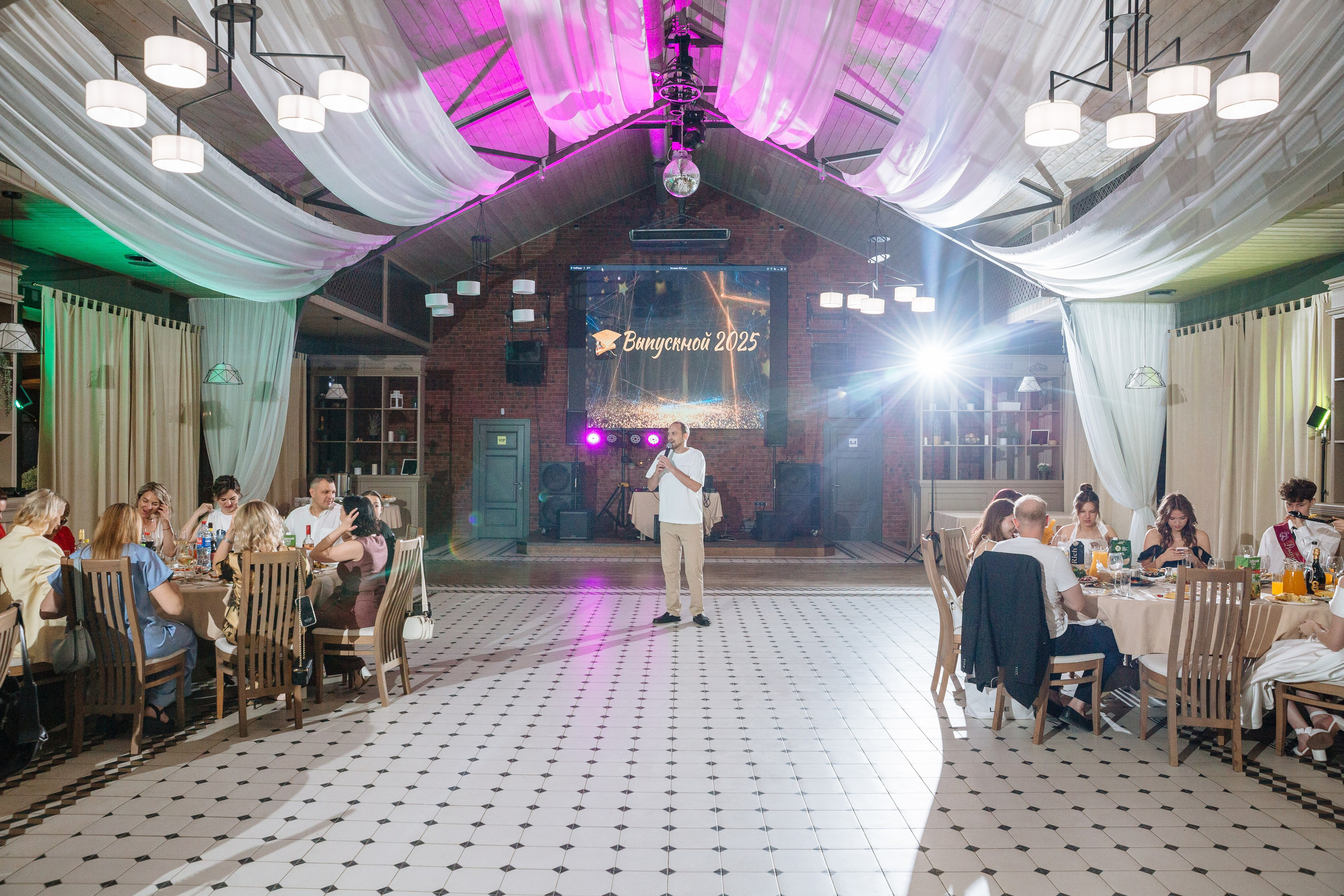 Фотограф на выпускной в Волгодонске. Фотограф в Волгодонске и Ростове — Владимир Казак