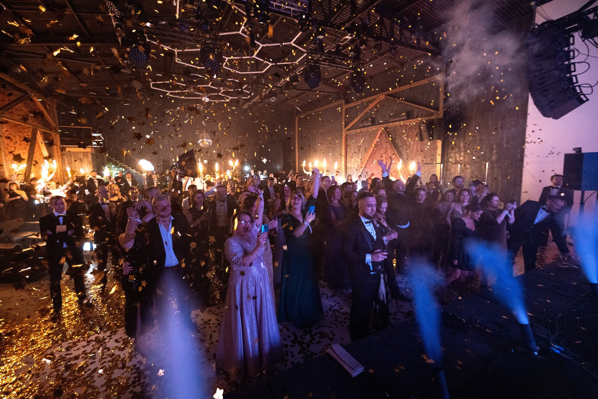 Бал выпускников. Kirillova Studio — мастерская декора и событий Юли Кирилловой