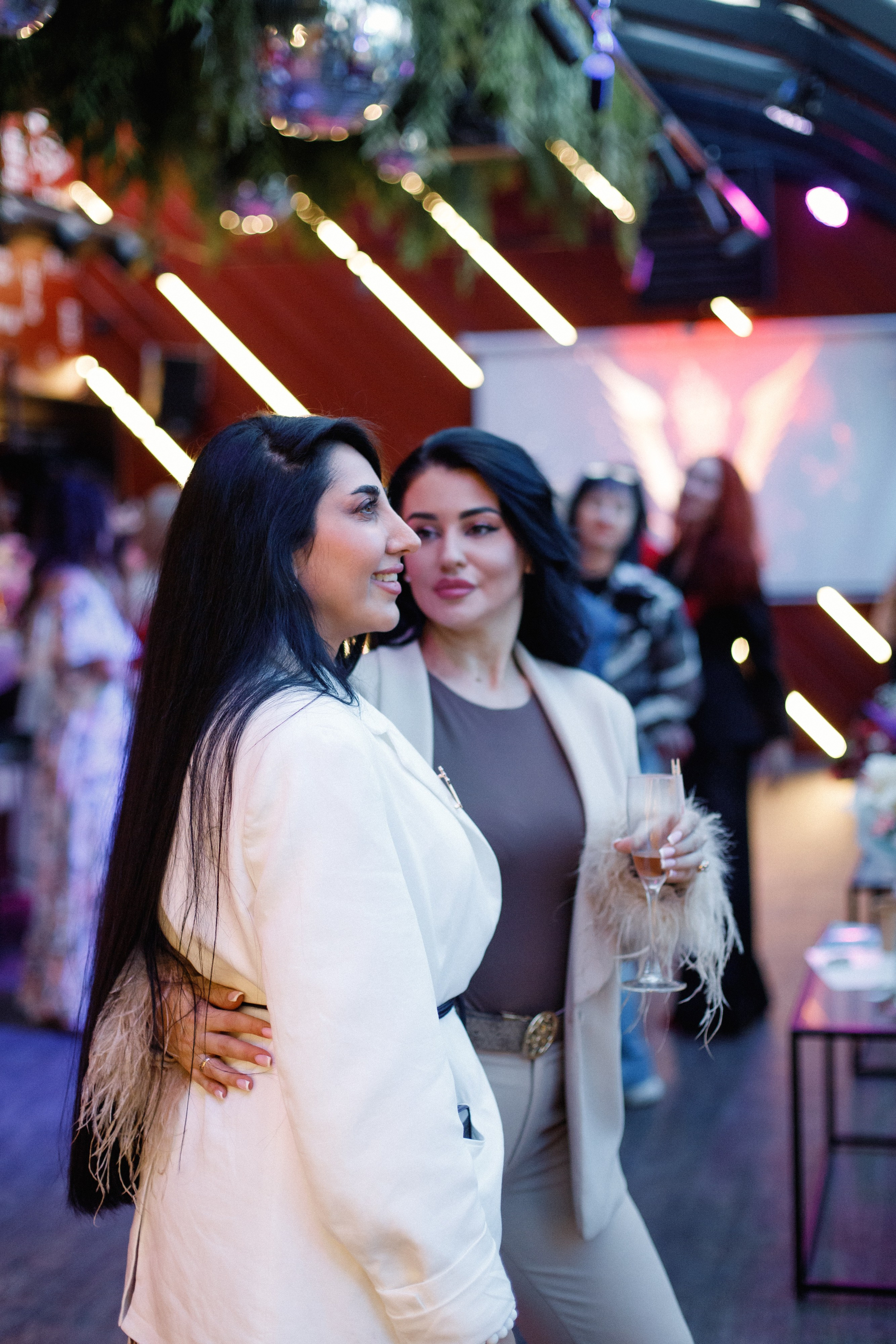 QUEEN KHV [12 ЛЕТ]. СВОИ. ФОТООТЧЕТЫ-СОБЫТИЯ-МЕСТА