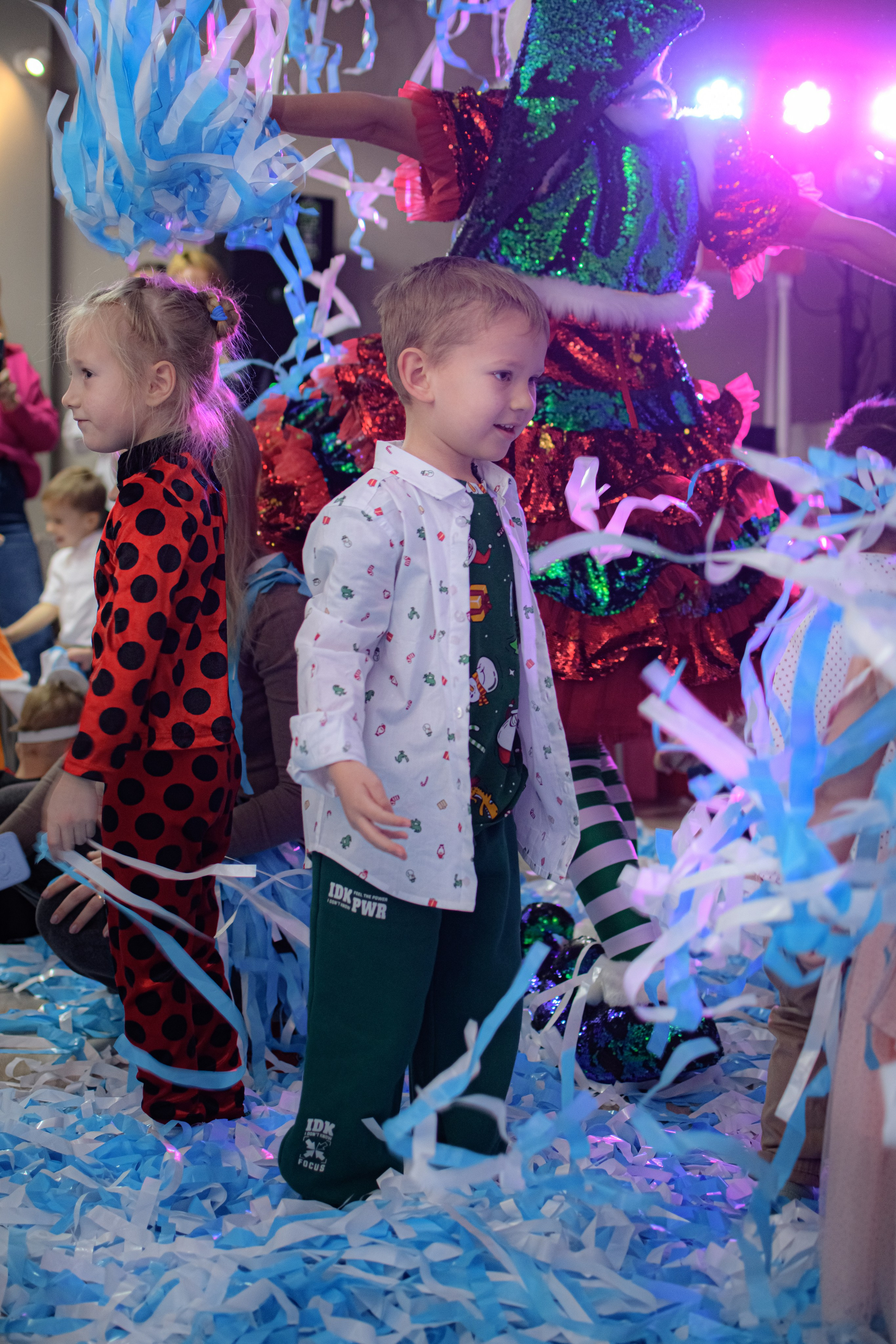 HAPPY NEW YEAR. Photokarish