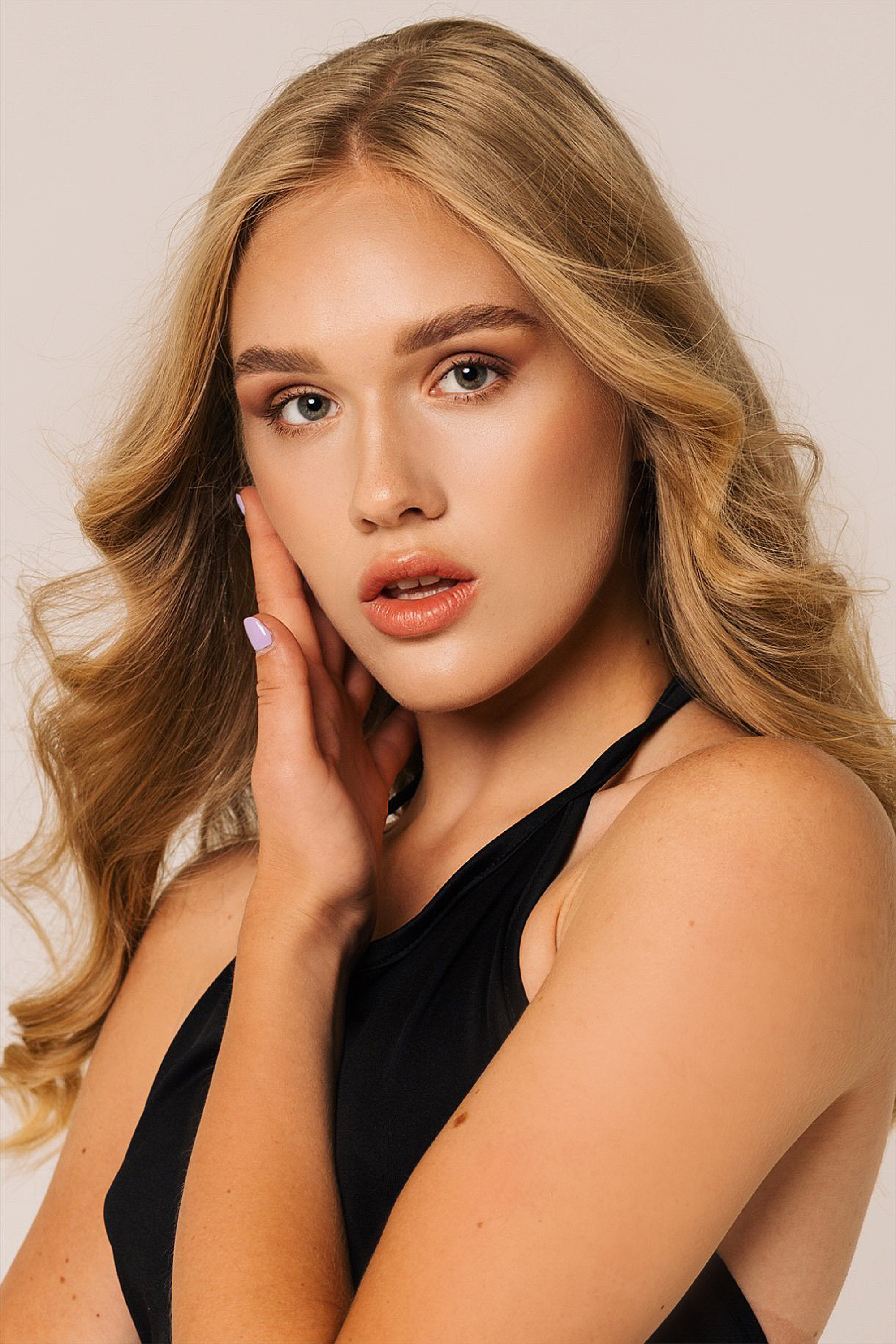 Даша. Фотограф в Москве Ксения Мокрушина | Brand & Women photographer